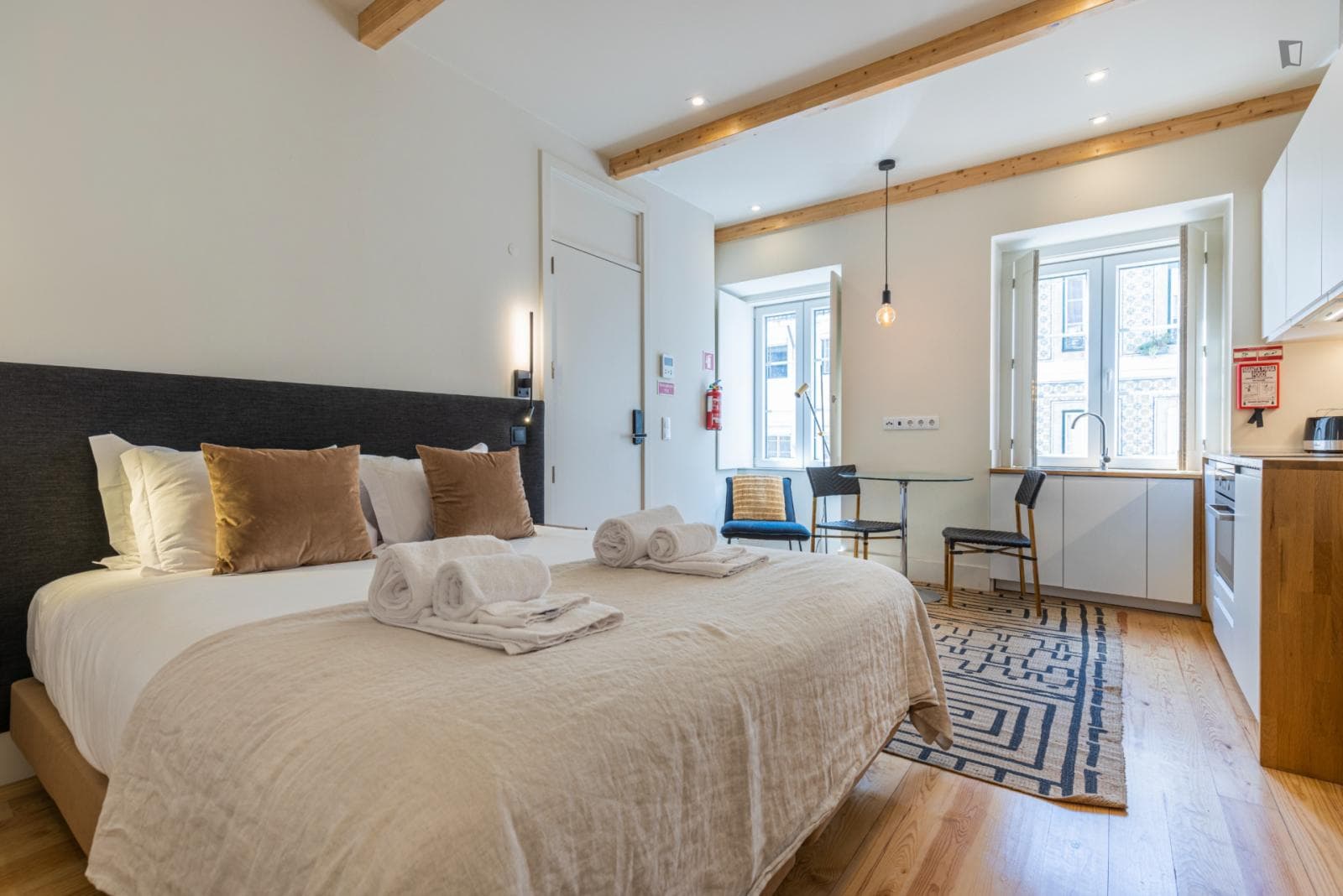 Lovely studio close to Alcantara-Mar train station photo 1