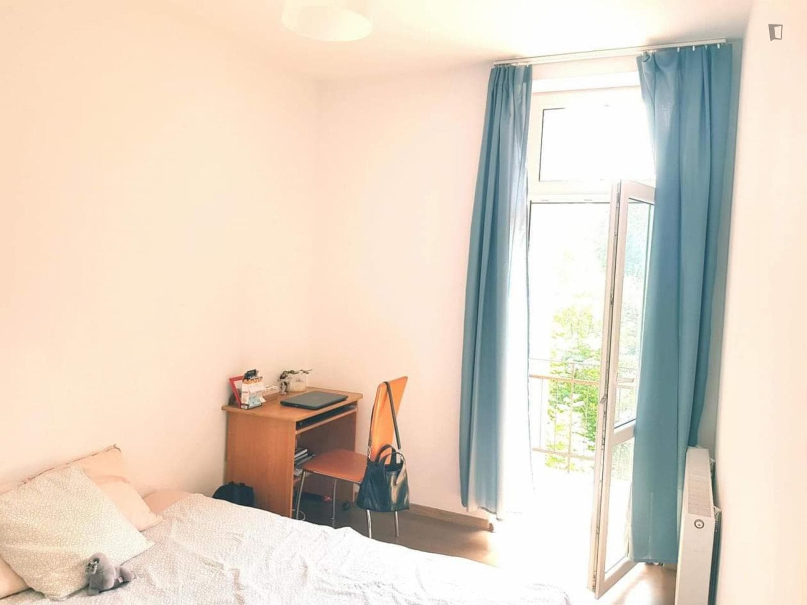Nice double bedroom with balcony in a 3-bedroom apartment, in Kazimierz photo 1
