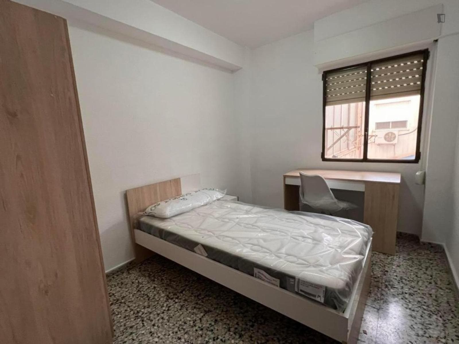 New room close to Facultad de Educación Universidad de Alicante photo 1
