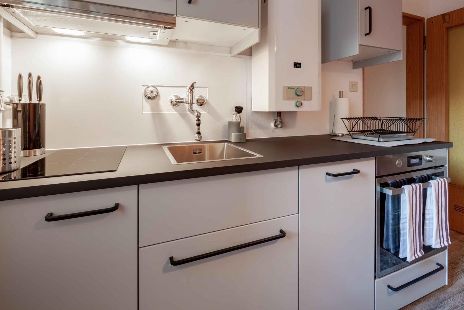 Alluring double bedroom in Westend-Süd photo 1