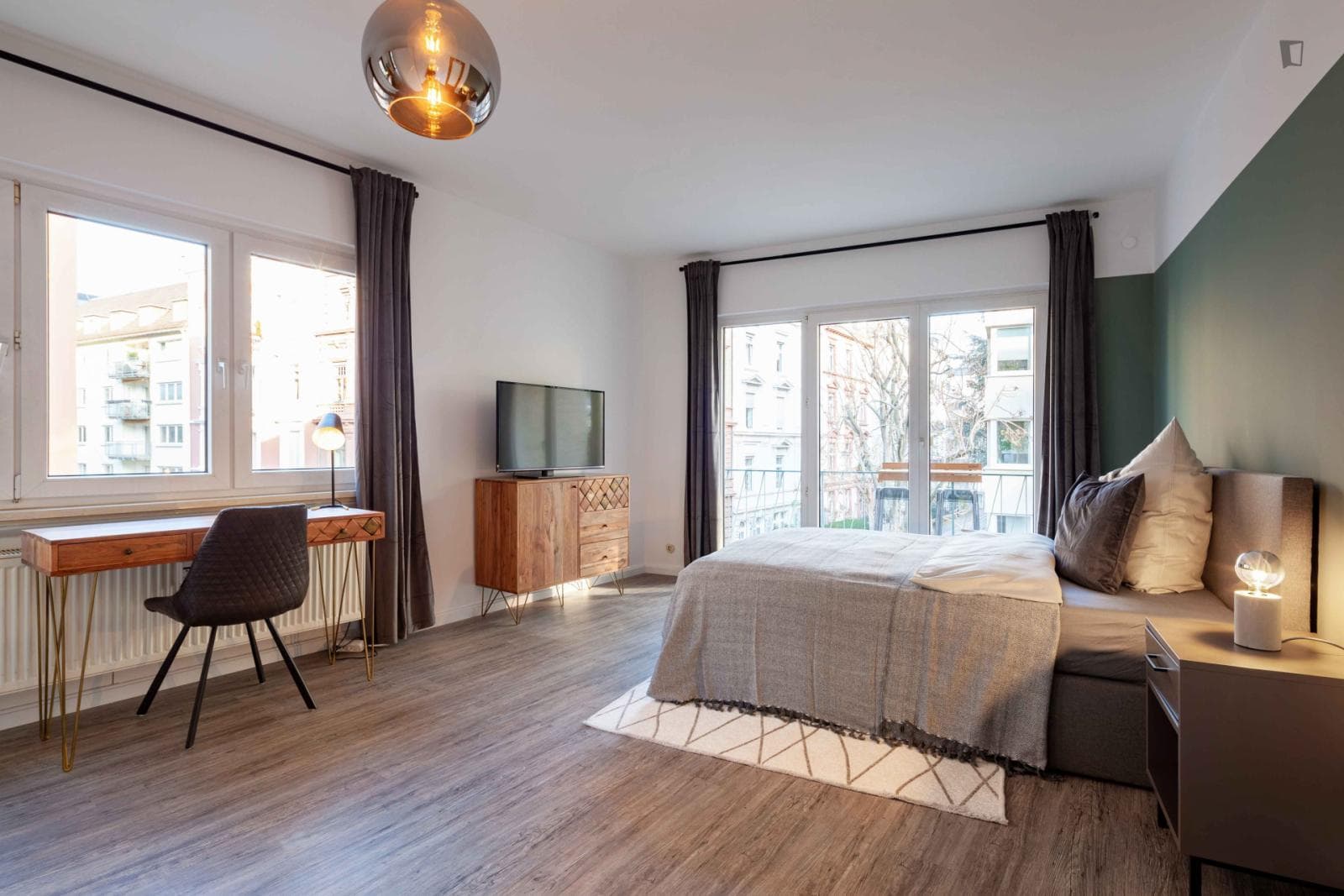 Property photo thumbnail