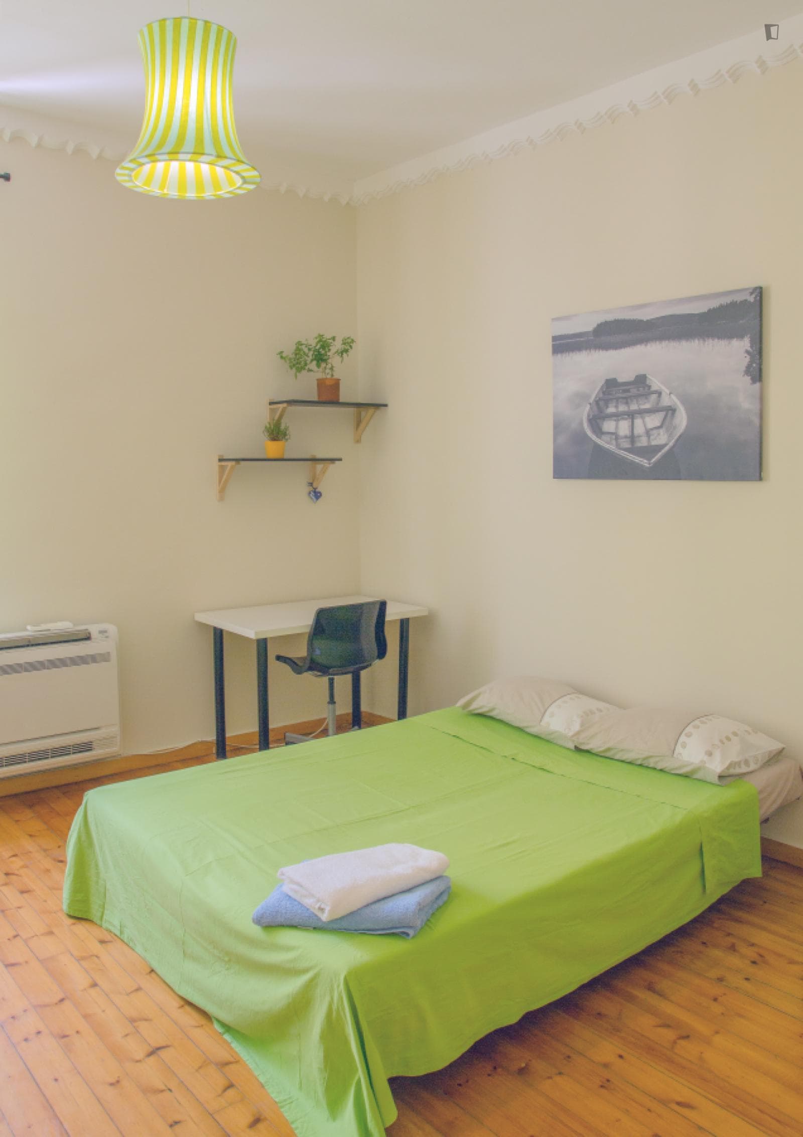 Spacious double bedroom in the heart of Athens photo 1