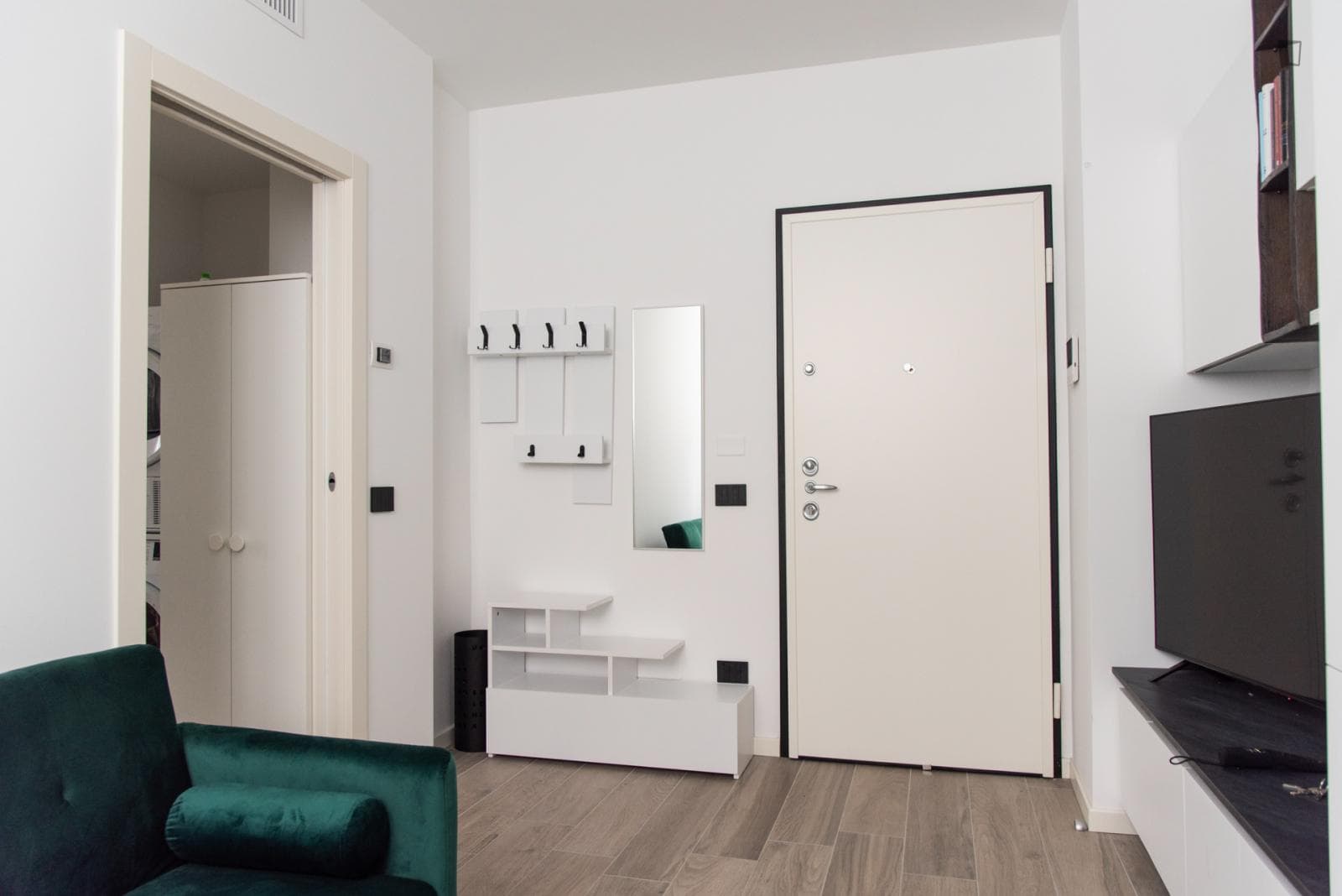 Stylish 1-Bedroom apartment near Amendola metro station photo 1