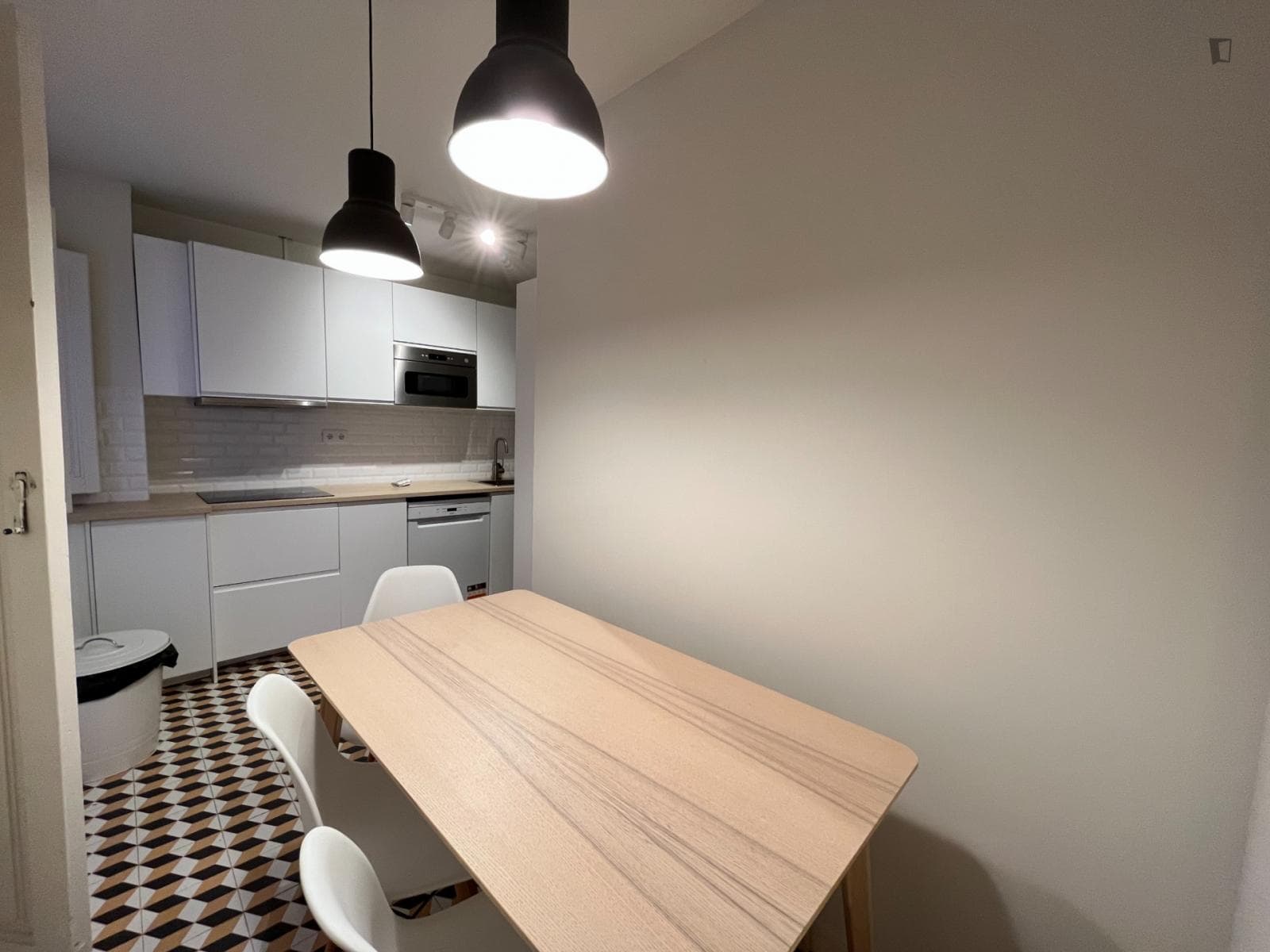 Neat double bedroom close to Carolina Michaelis metro station photo 1