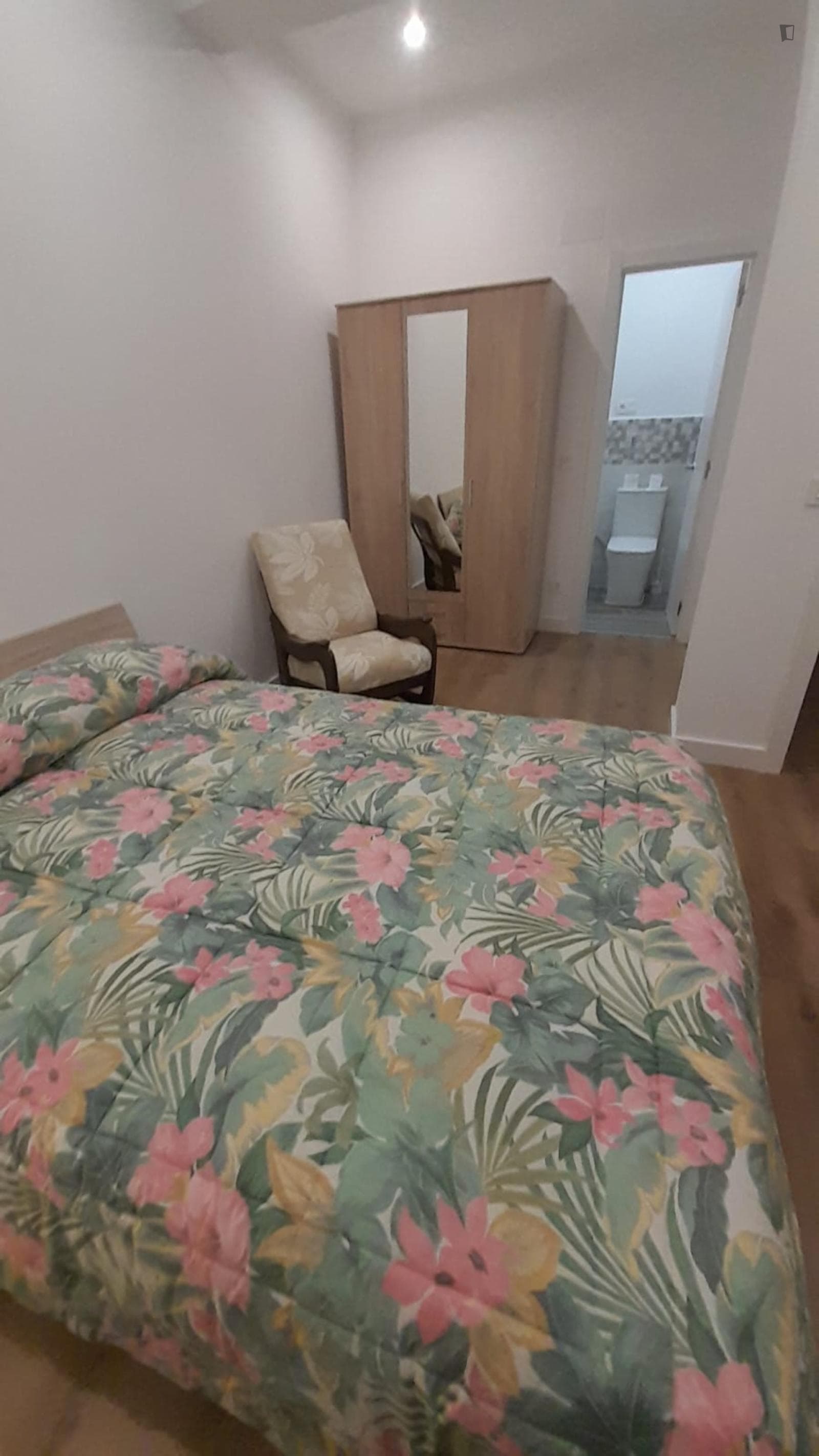 Comfy single bedroom next to San Anton church photo 1