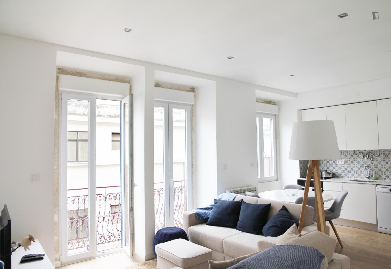 Appealing 2-bedroom apartment in Intendente photo 1