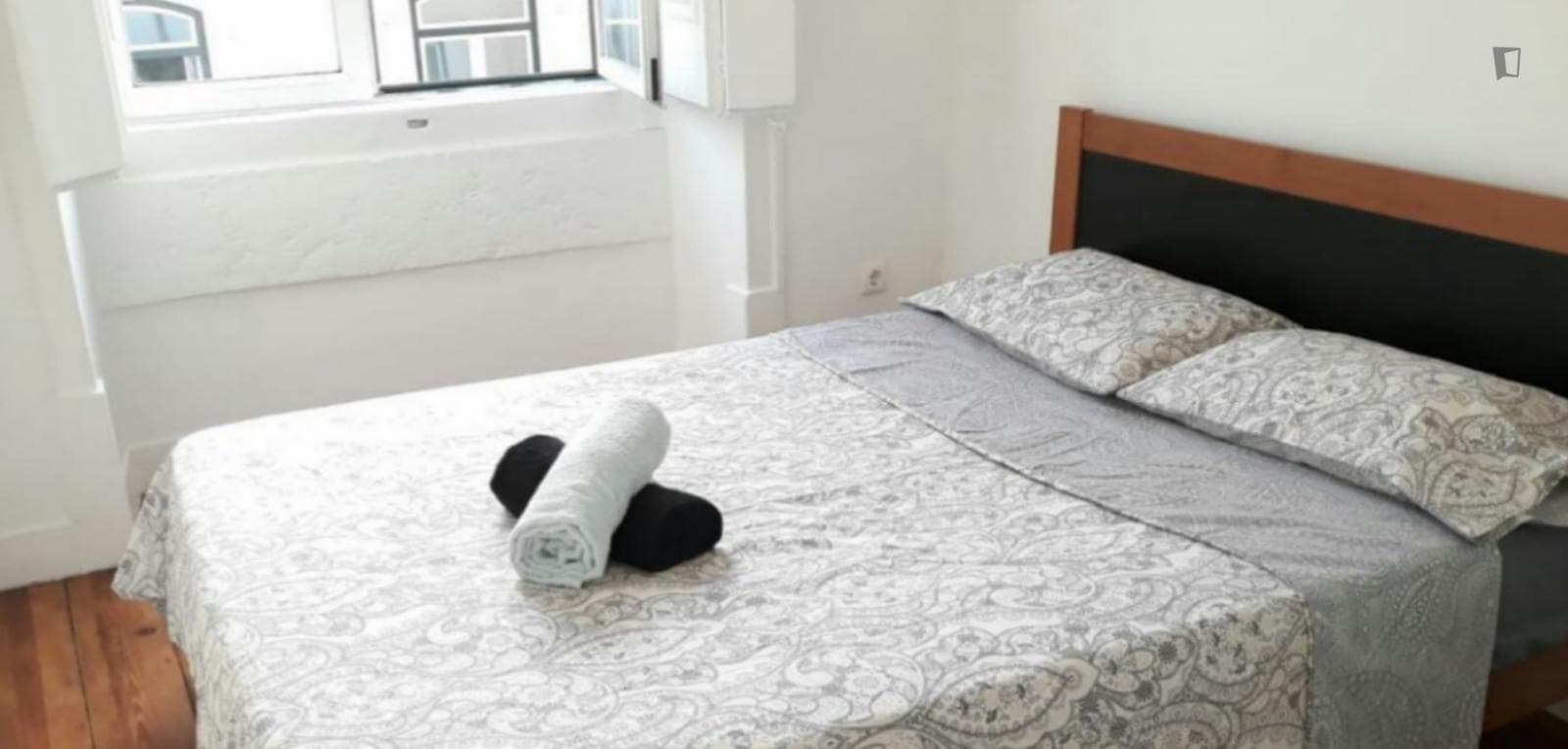 Lovely double bedroom close to Faculdade de Belas-Artes da Universidade de Lisboa photo 1