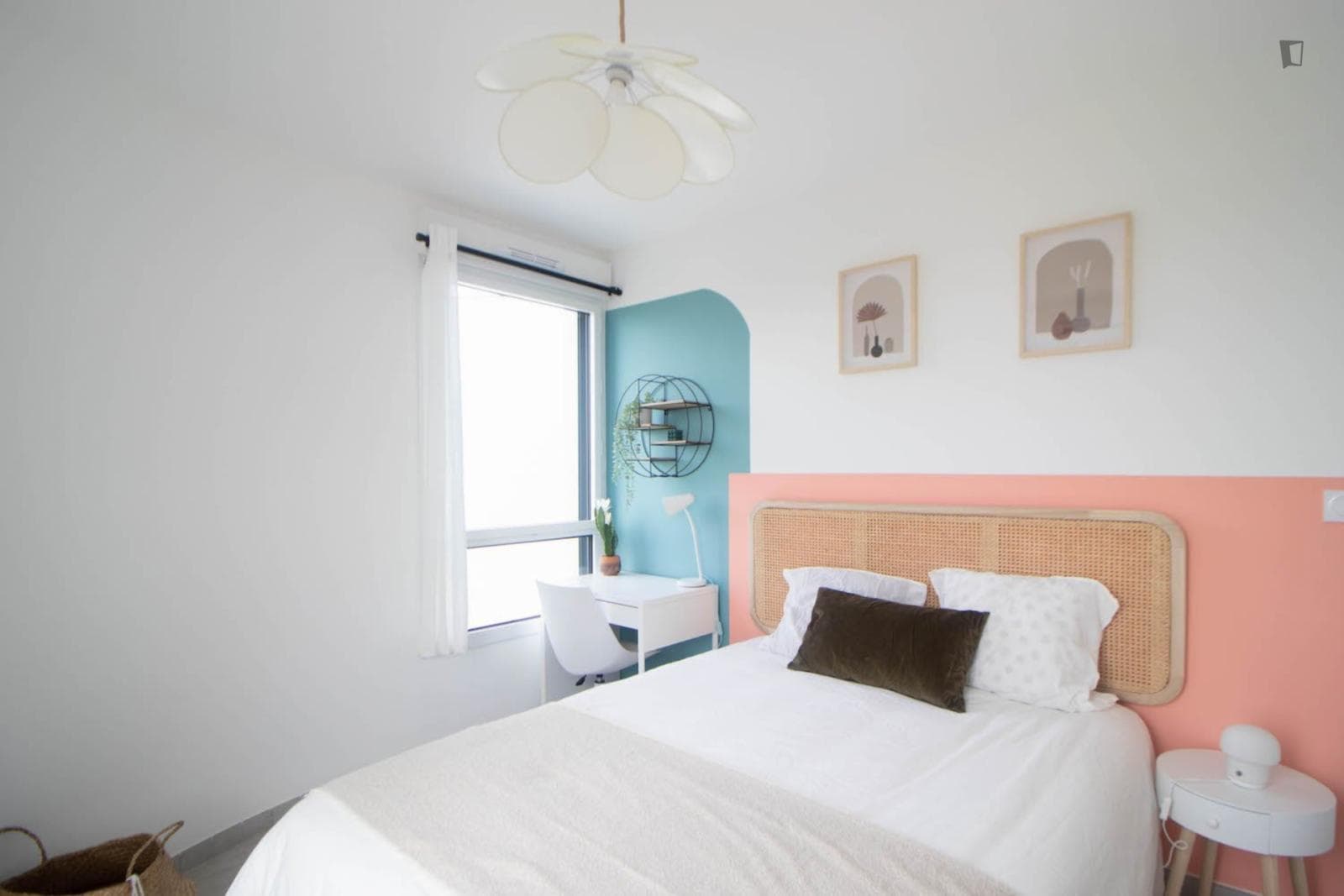 11 m² colourful bedroom in Villeurbanne - LYO48 photo 1