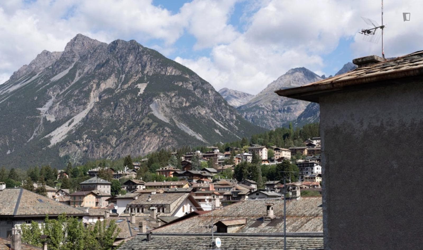 Property photo thumbnail