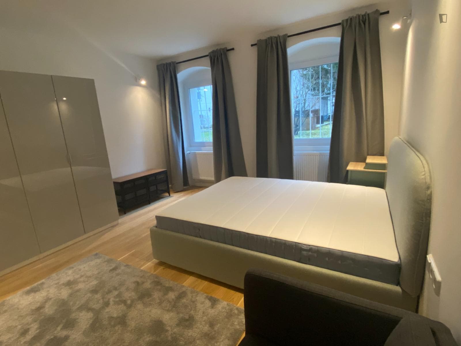 Property photo thumbnail