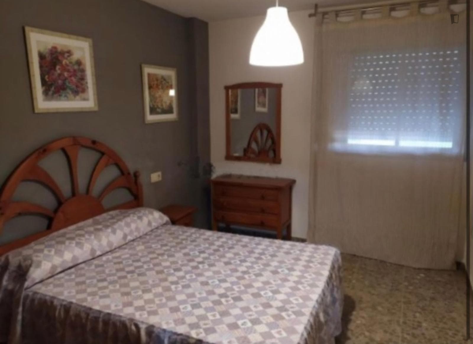 Homely double bedroom in the Jardín de la Abadía neighbourhood photo 1