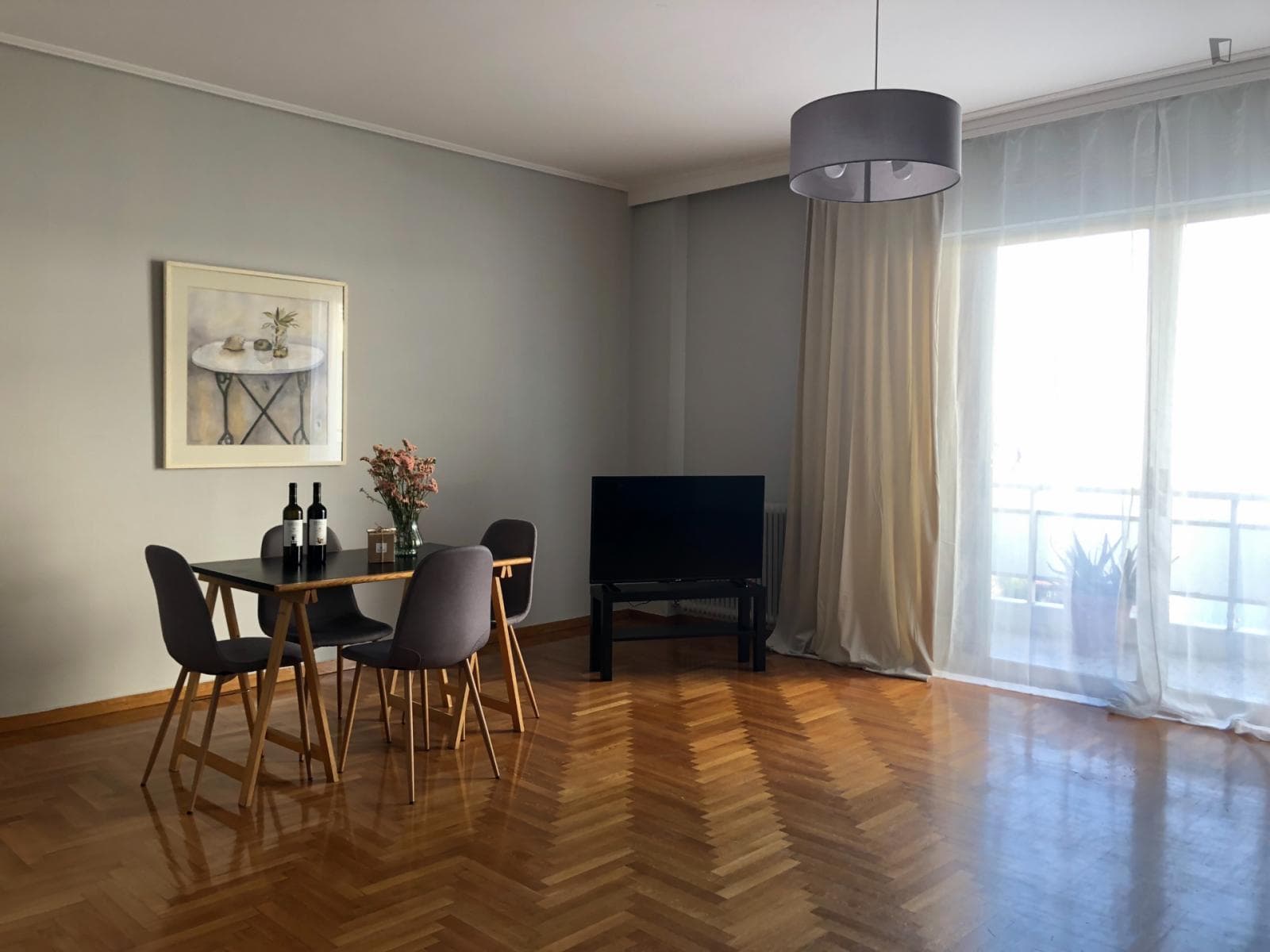 2-bedroom apartment, with outdoor area photo 1