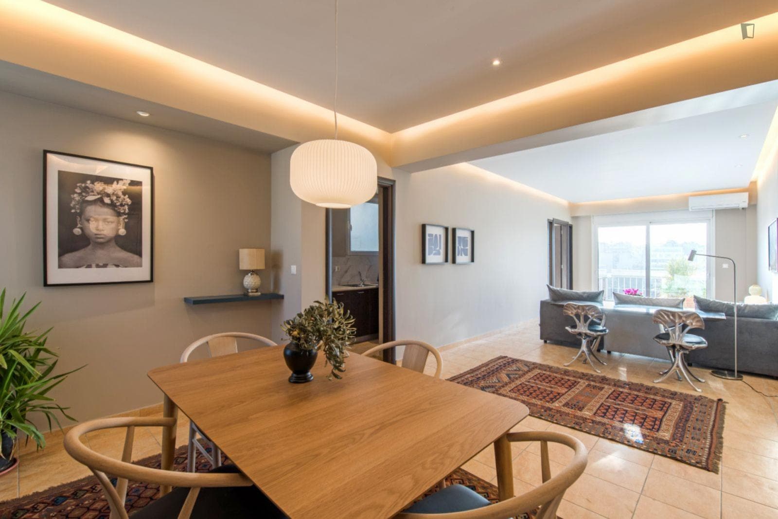 Luxury 2 bedroom apartment near the center of Athens photo 1