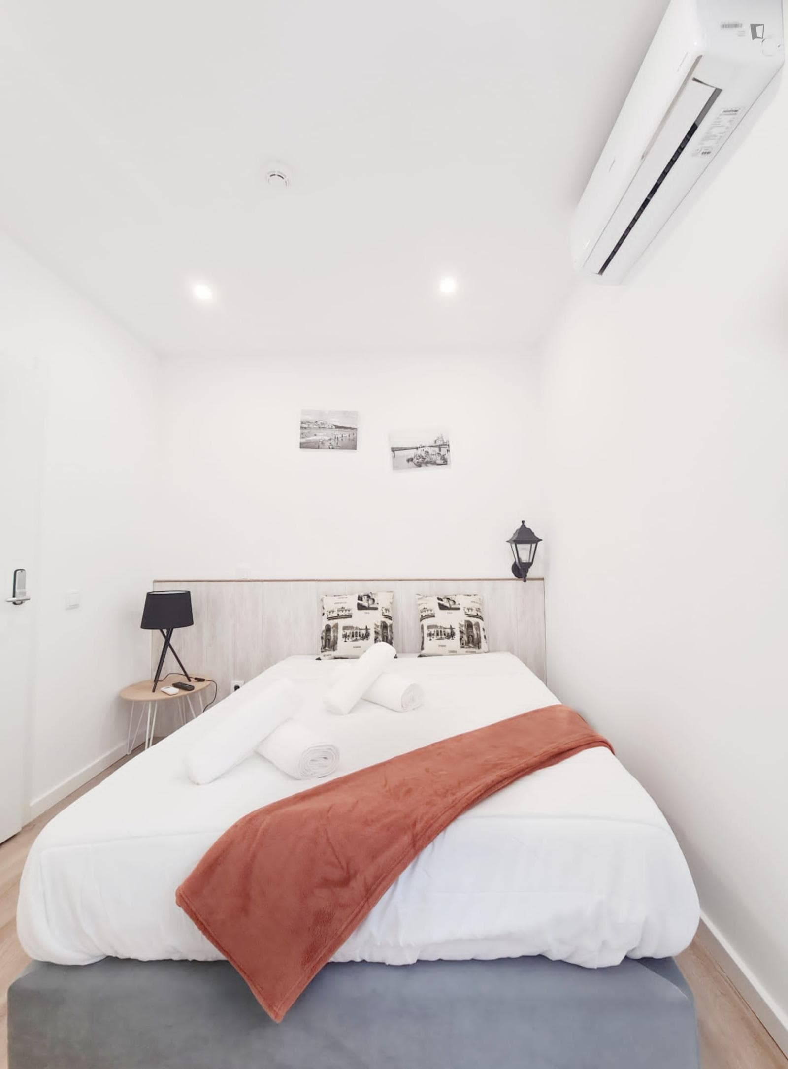 Comfy double ensuite next to Universidade de Coimbra photo 1