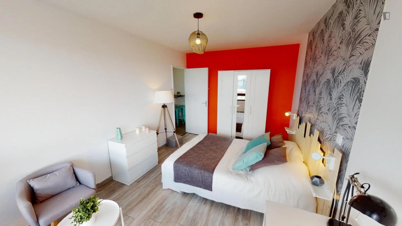 Property photo thumbnail