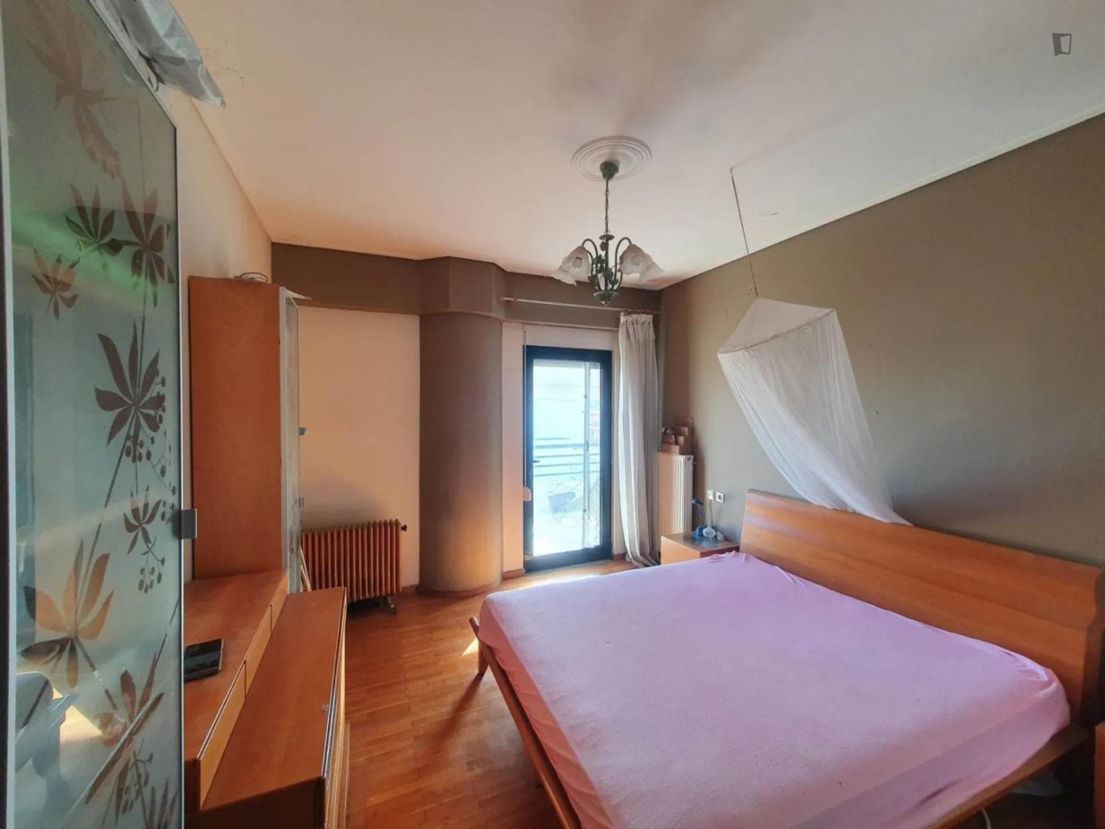 Amazing 1-bedroom near Centre of Patras  photo 1