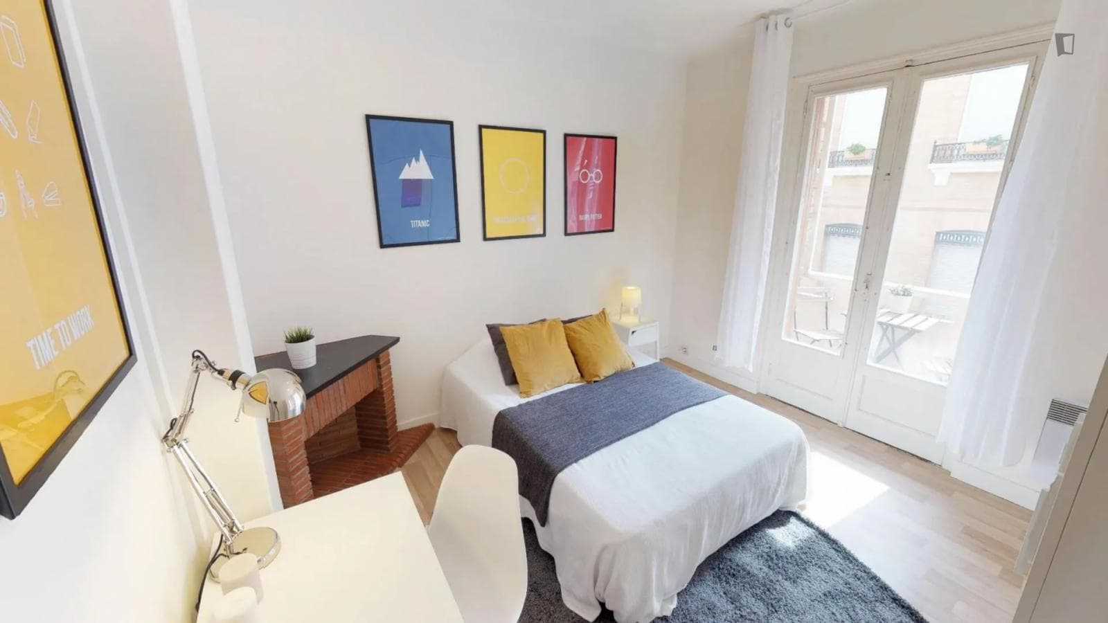 Cute double bedroom in a 3-bedroom apartment in Matabiau photo 1