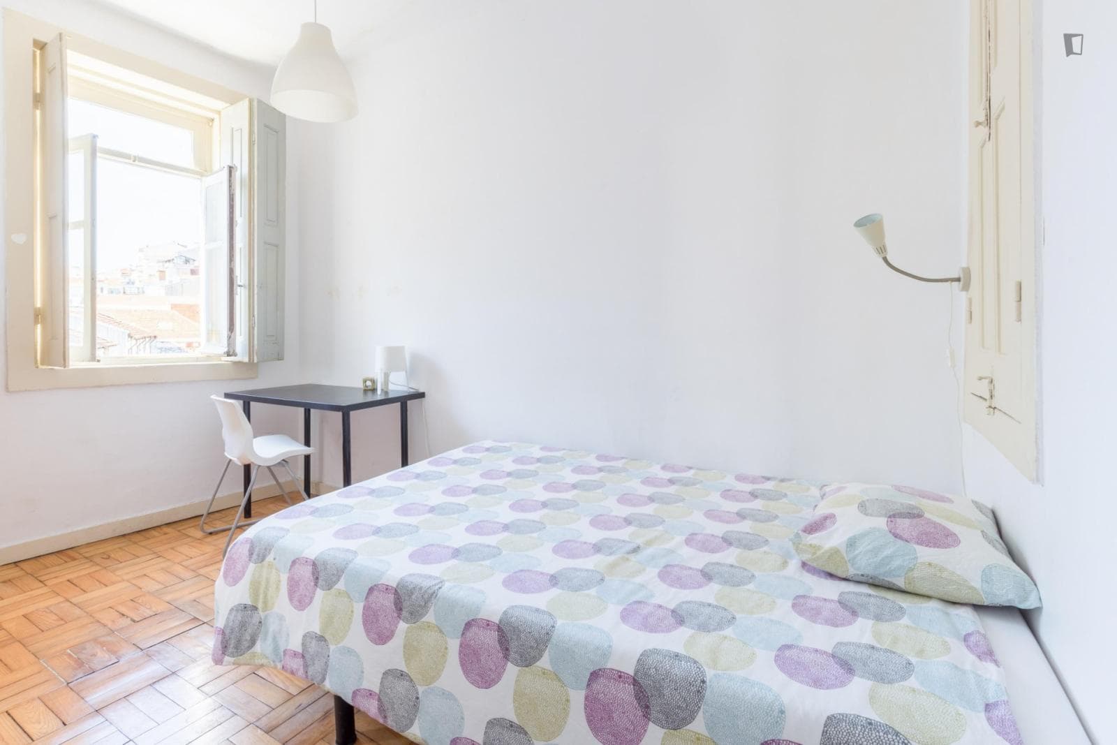Cosy single bedroom in Cedofeita photo 1