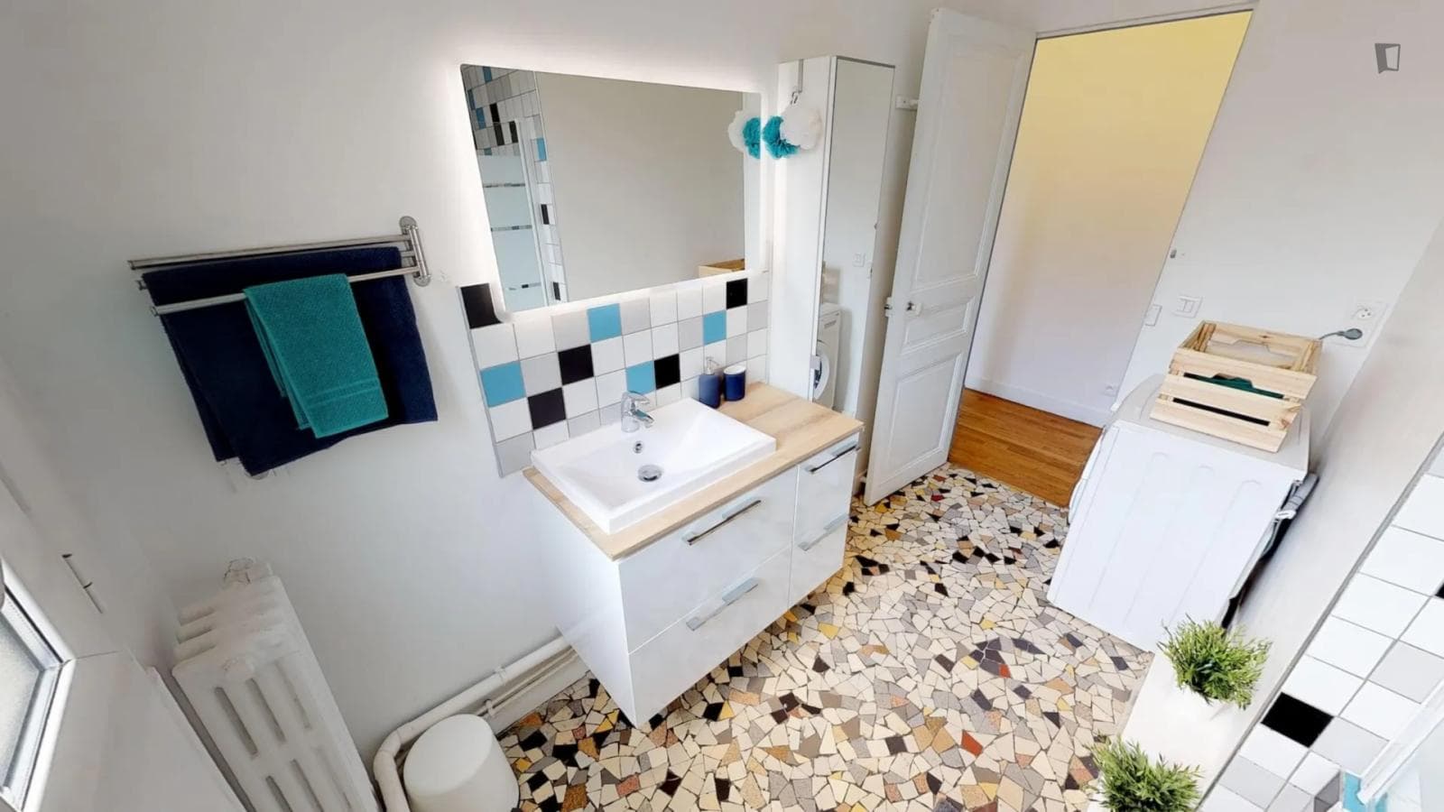 Property photo thumbnail