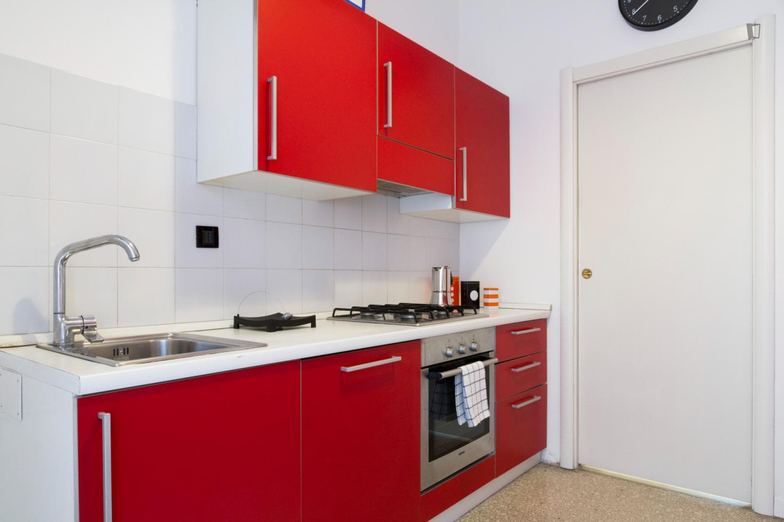 Cute double bedroom close to Università Cattolica photo 1