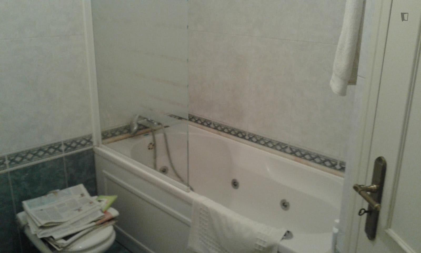 Pleasant 1-bedroom flat in Linda-a-Velha photo 1