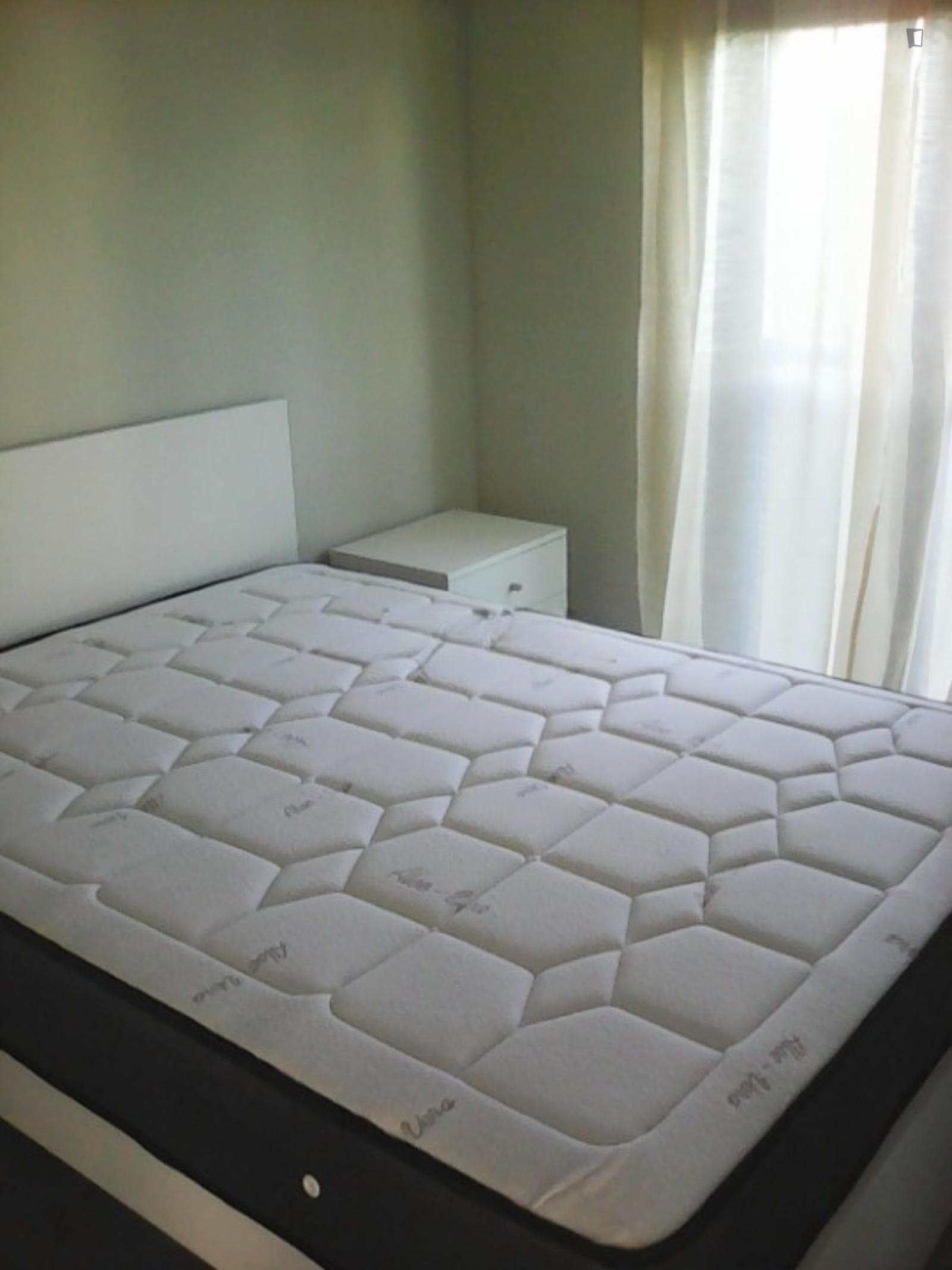 Comfortable double bedroom in a 4-bedroom apartment near ESTG photo 1