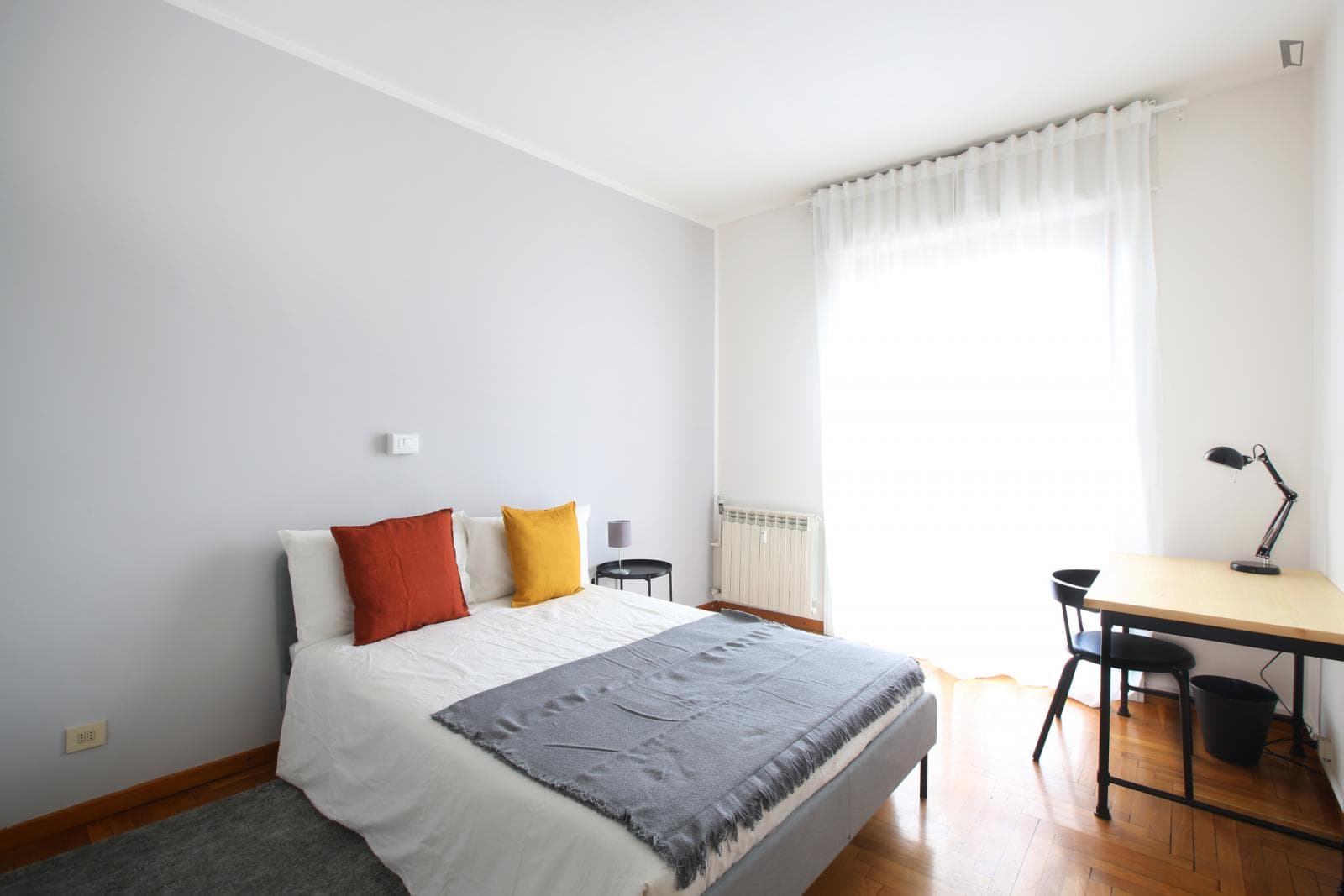 Neat and cosy double bedroom near Università degli Studi di Milano Bicocca photo 1