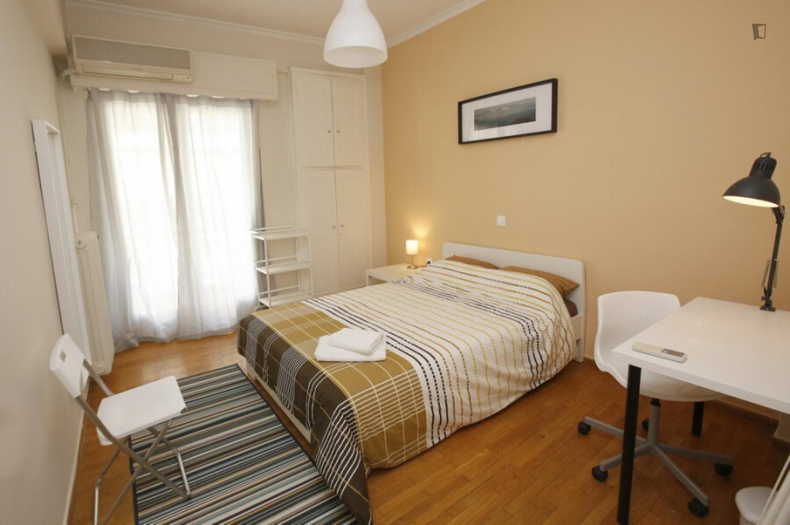 Cozy Room w/Double Bed, AC, Balcony in 3BR Condo - Close to Zografou University photo 1