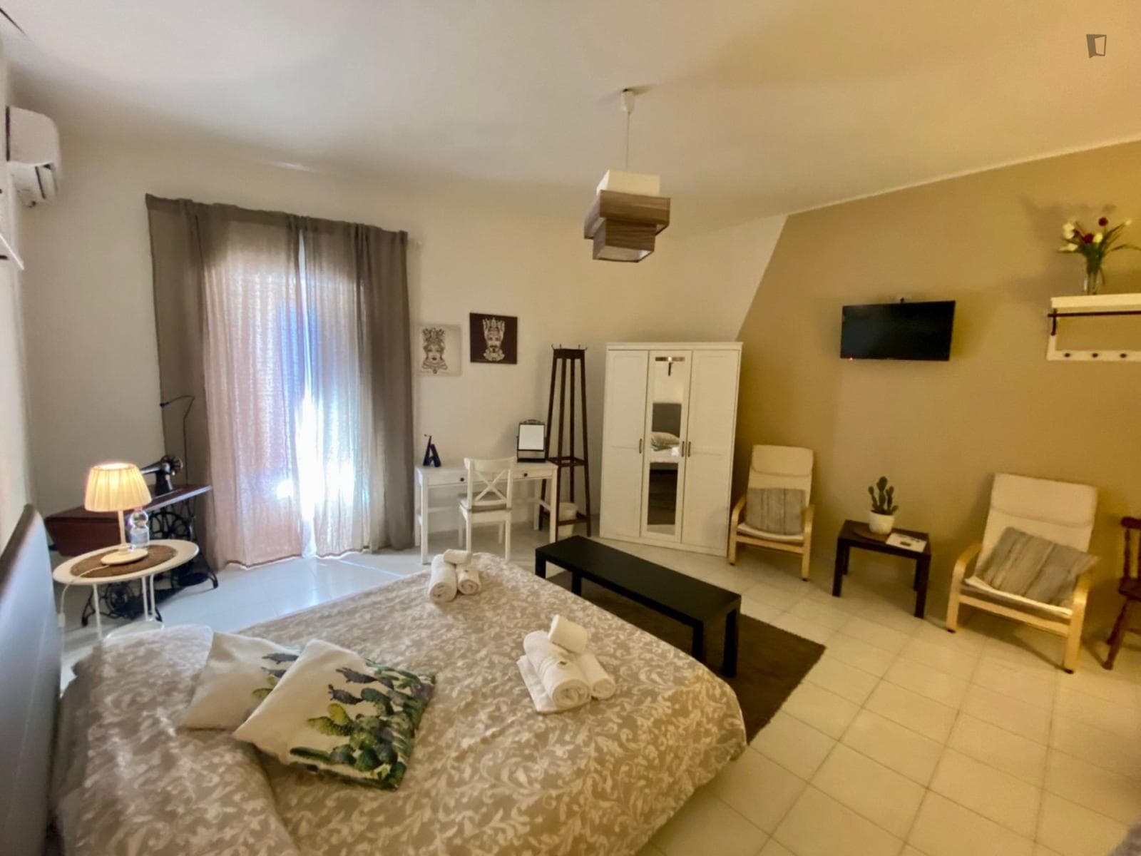 Bright Apartment near the archaeological sites and next to the beach photo 1