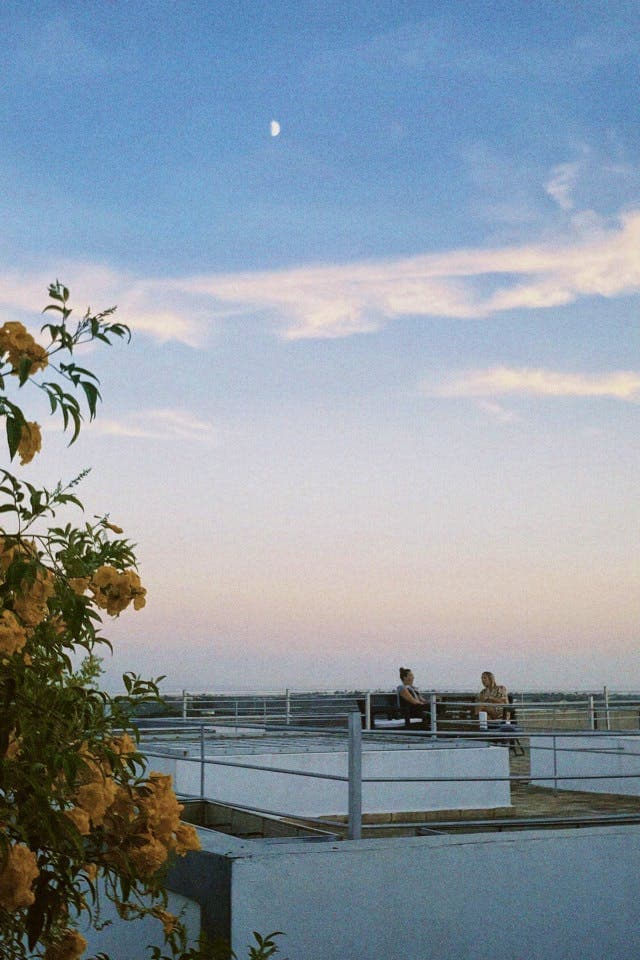 Rural Vibrant Villa w/ Working Spaces + Yoga + Rooftop + Bikes photo 1