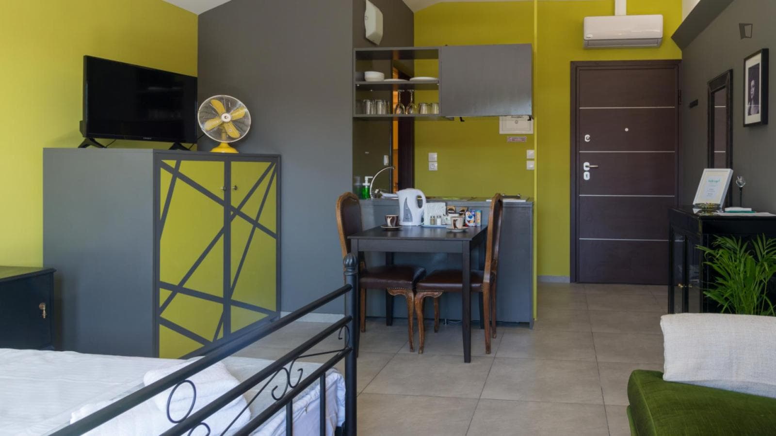 Property photo thumbnail