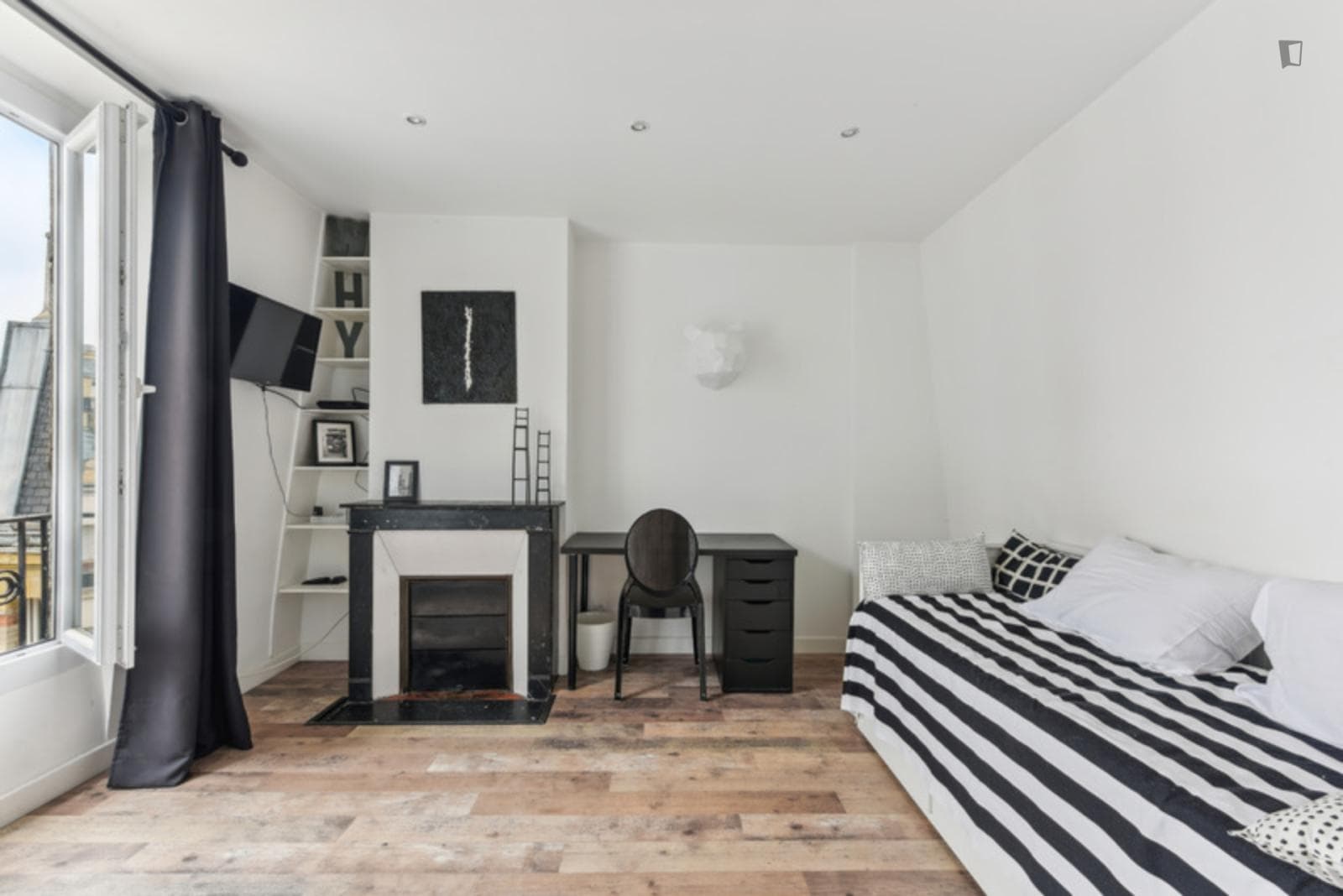Cute 1-bedroom apartment close to Rue de la Pompe Subway Station photo 1