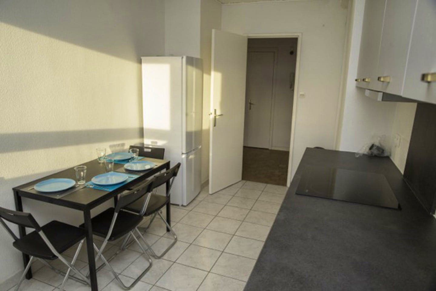 Beautifully furnished apartment located in the Esplanade district photo 1
