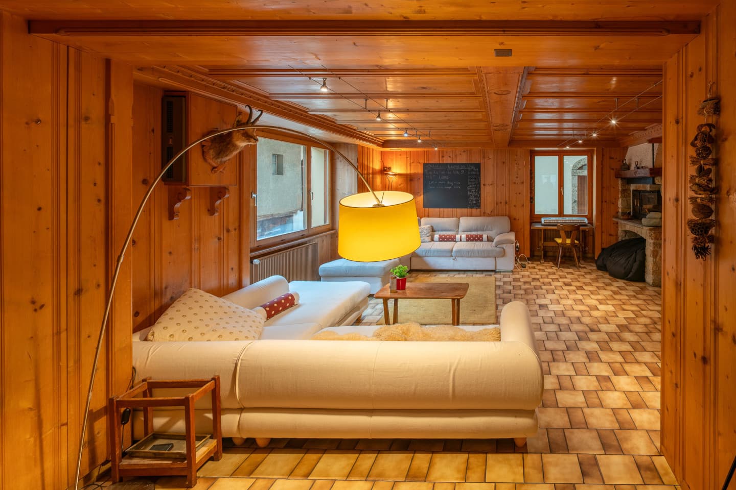 Remote Comfortable House w/ Workspaces + Yoga + Mountain Views photo 1