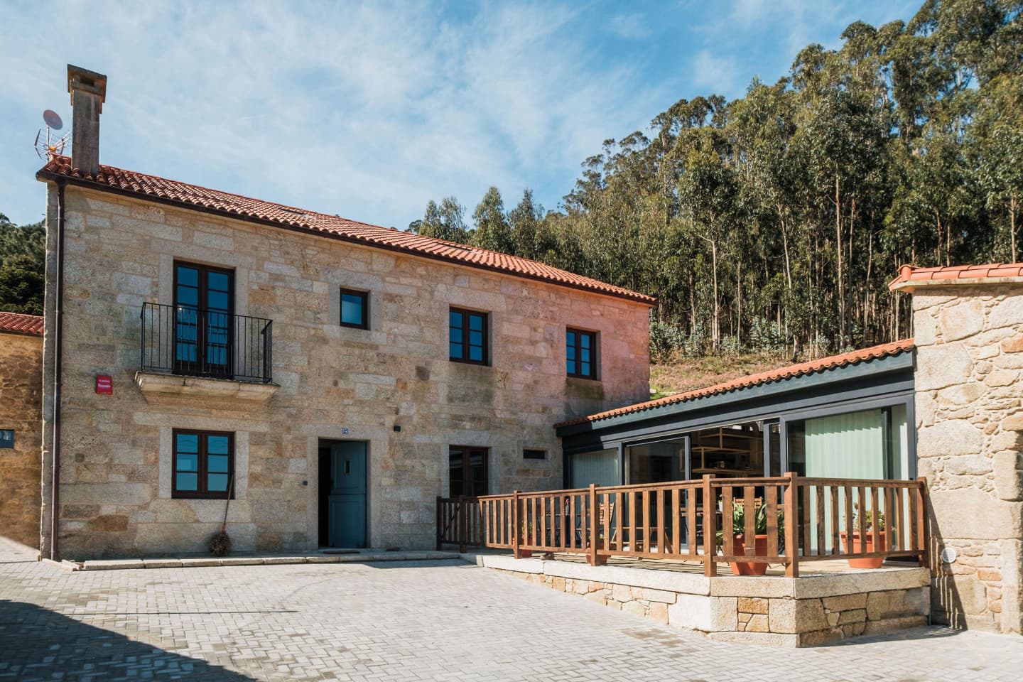 Stunning Rural House w/ Backyard + Terrace photo 1