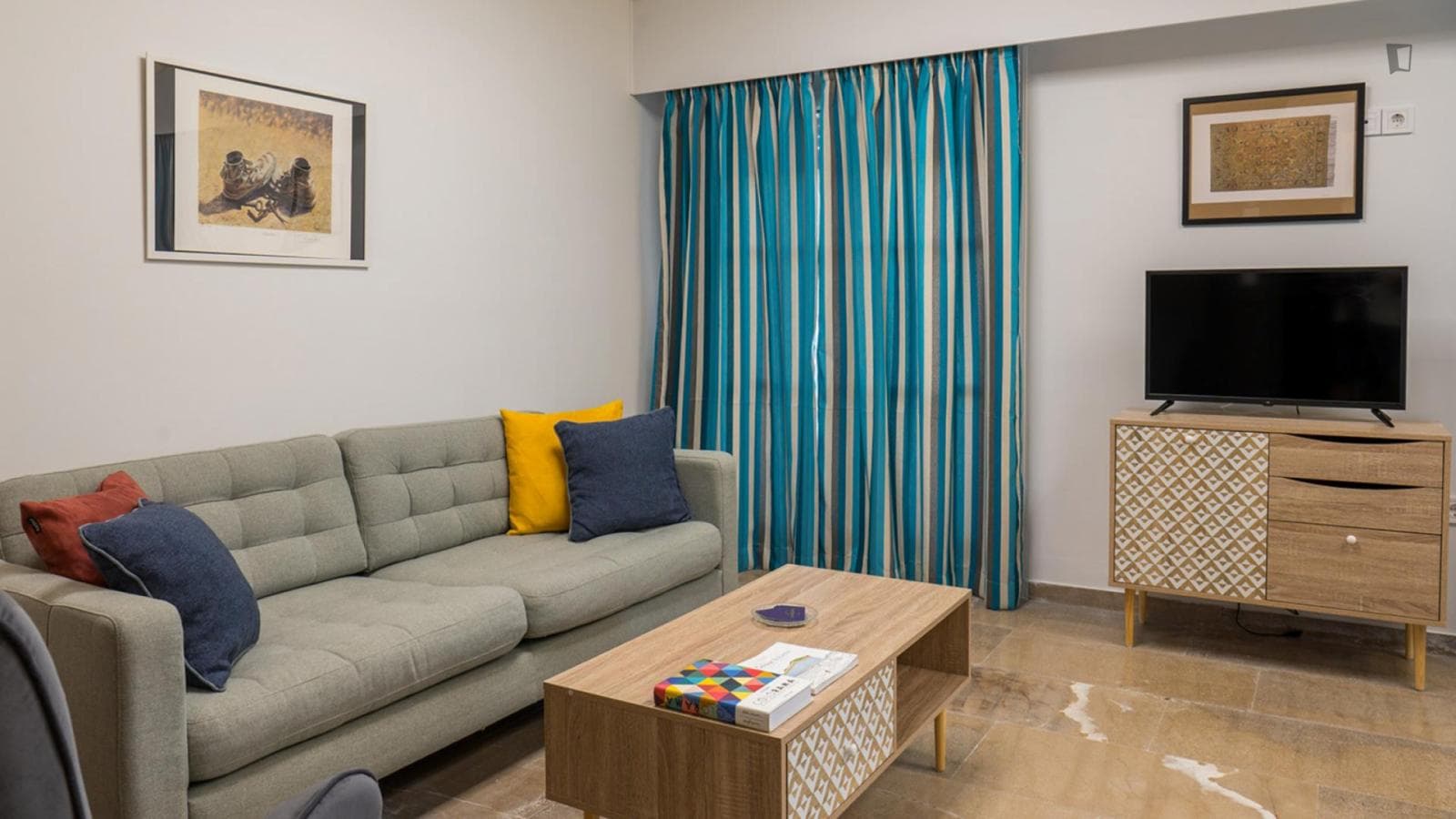 Nice sofa-bed apartment near the sea of Rafina photo 1