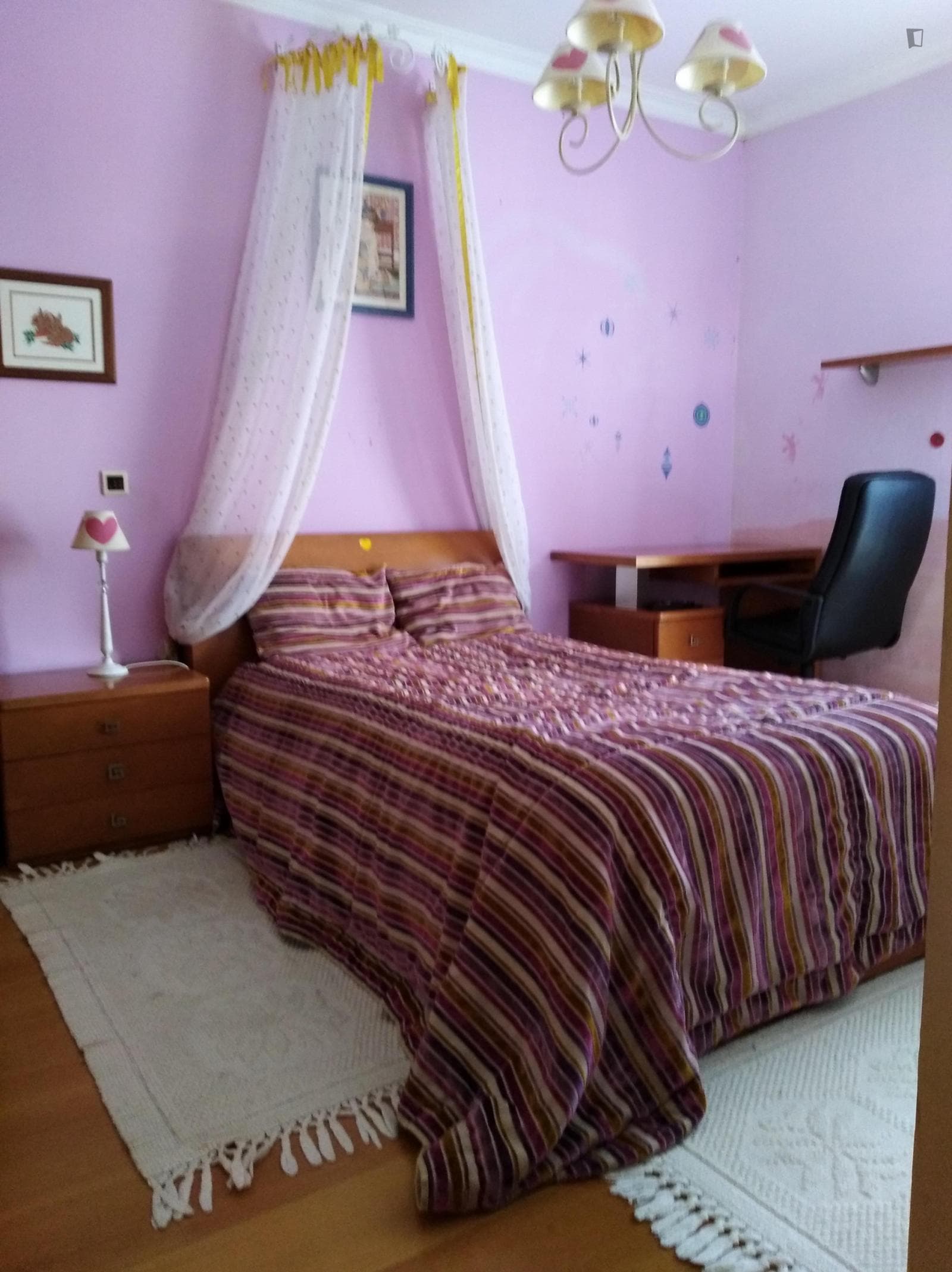 Nice double bedroom in Sintra photo 1