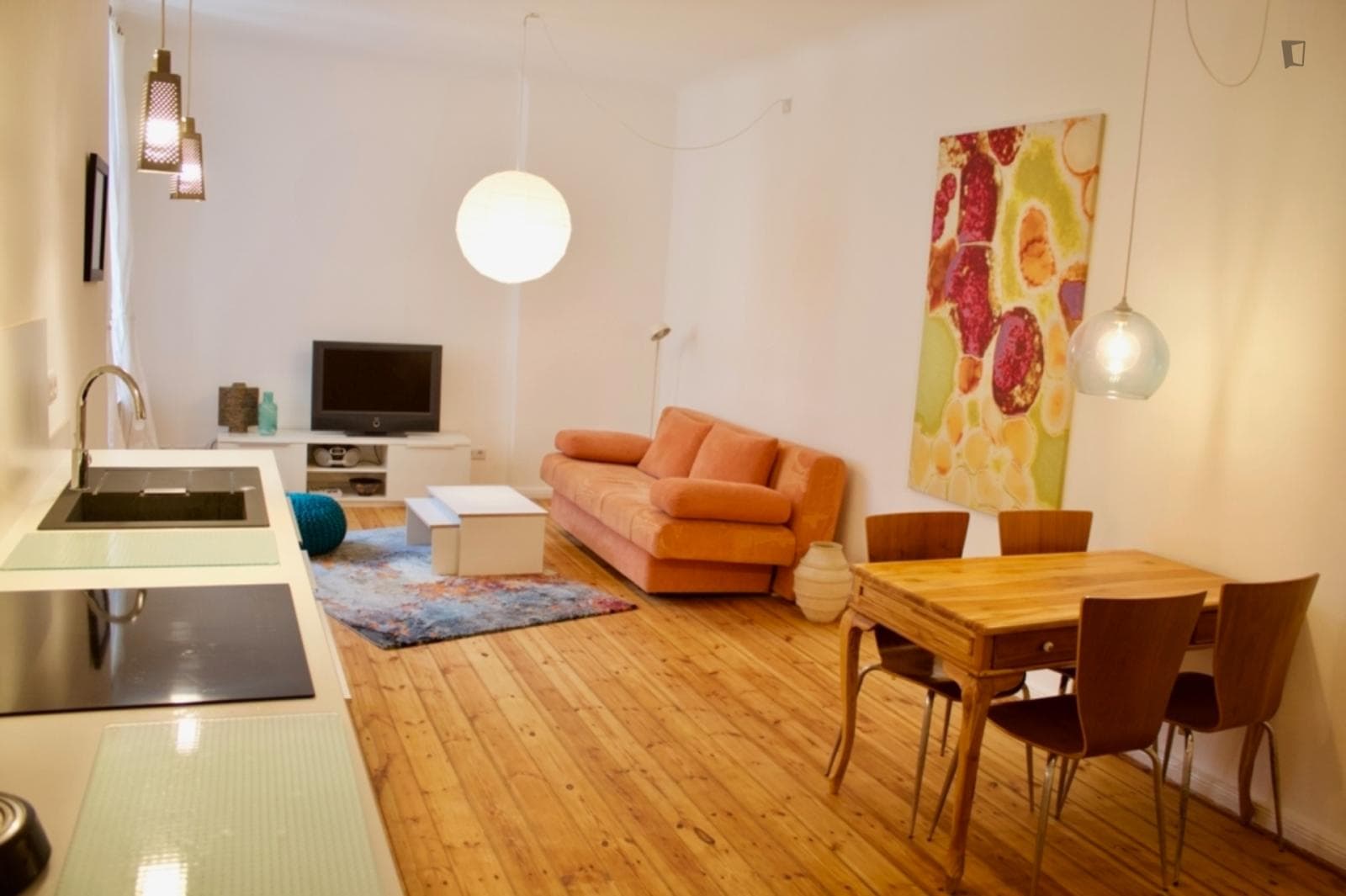 Chic 1-bedroom apartment in Sprengl Kiez photo 1