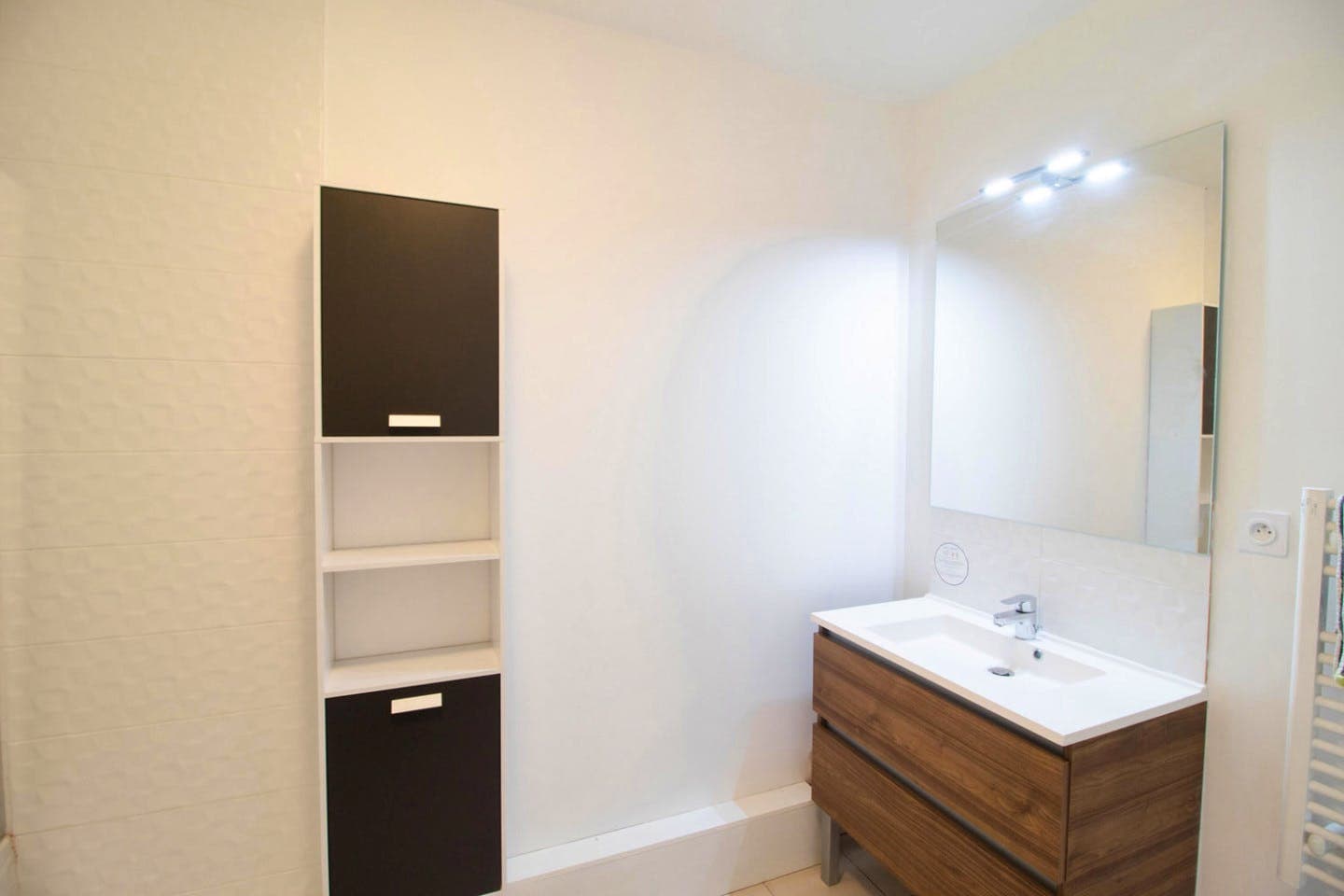 Beautiful apartment near the center of Clichy photo 1