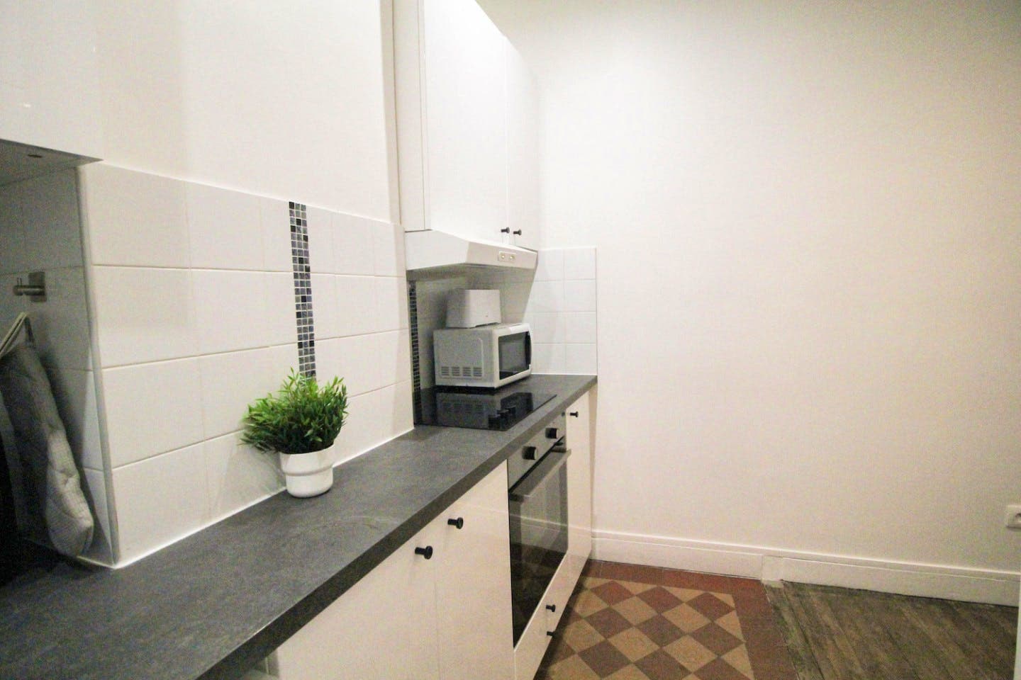 Haussmannian apartment in the heart of Paris photo 1