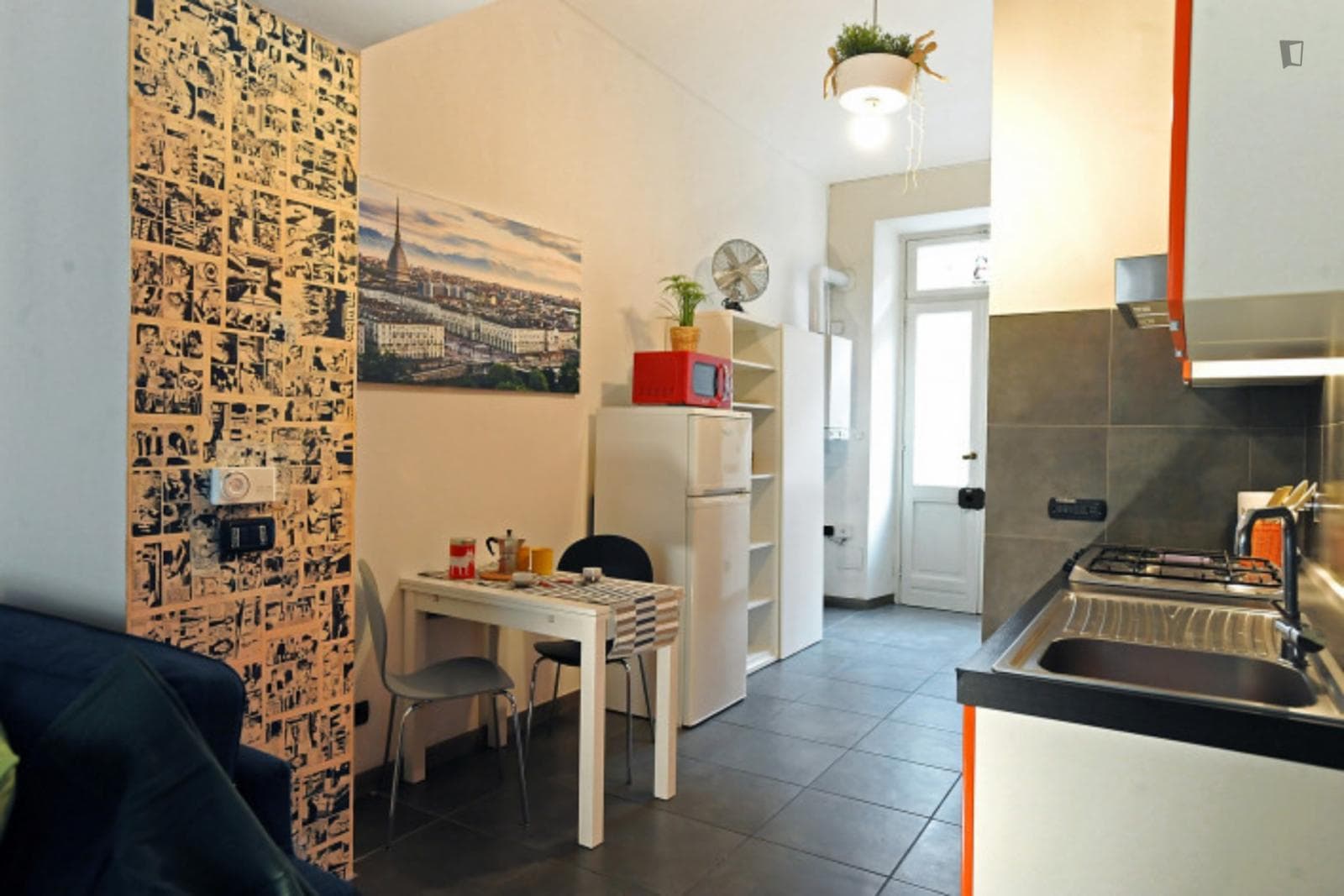 Comfy studio in the San Salvario district photo 1
