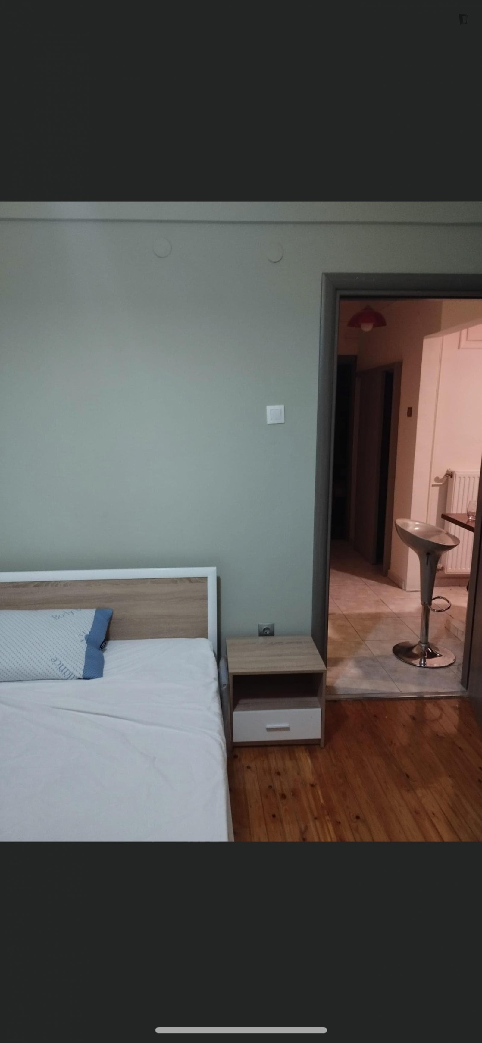 Super double bed in the center of Thessaloniki photo 1