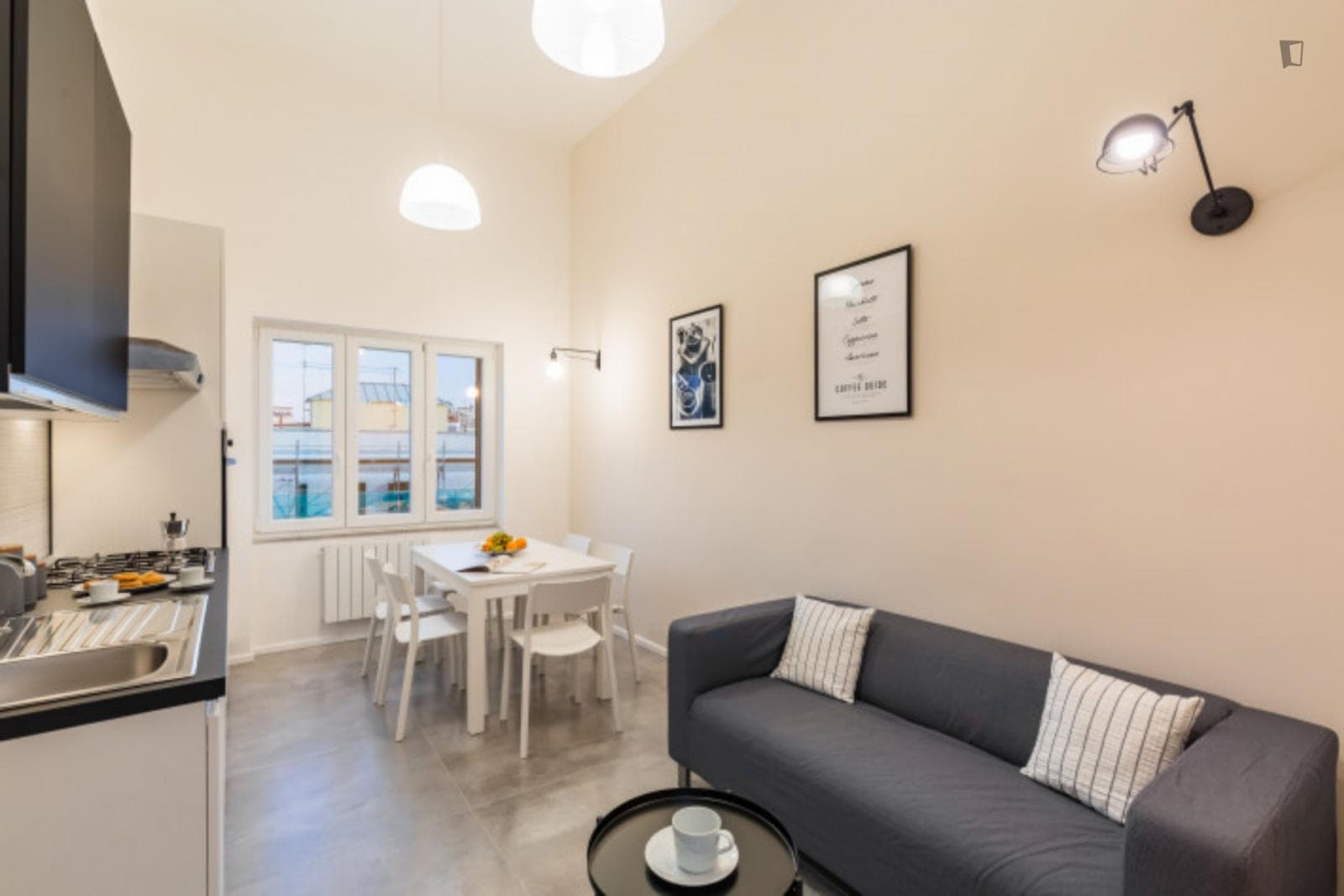 Bright 3-bedroom apartment close to Montedonzelli metro station photo 1