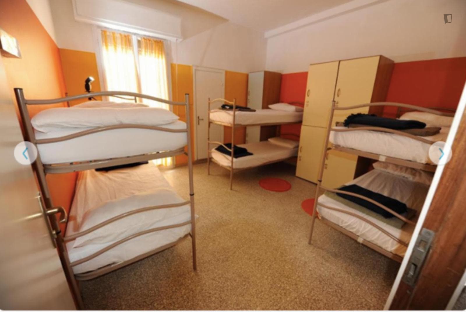 Bed In a 6-bed dorm in the Rimini Centre 300mt From University photo 1