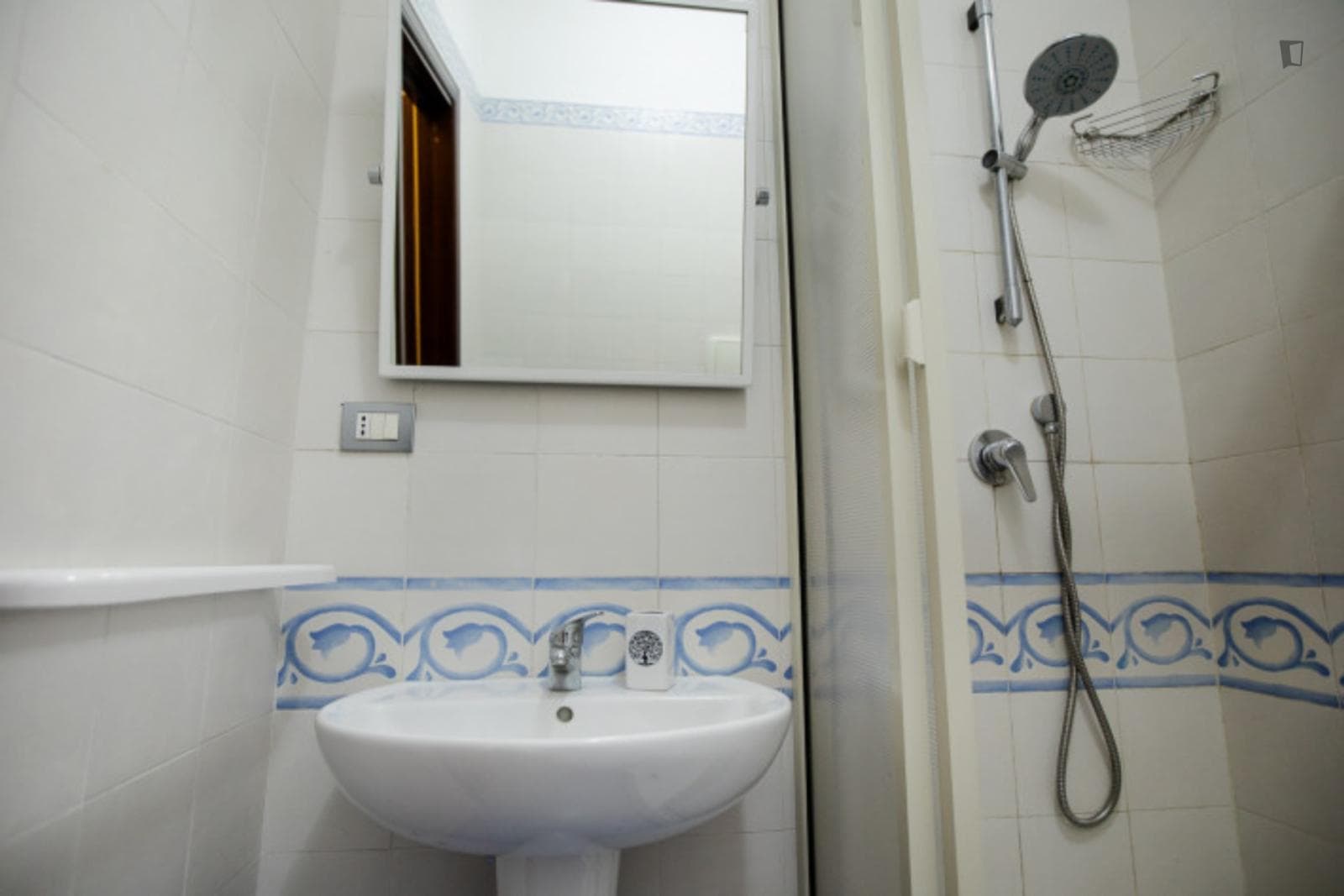 Luminous 1-bedroom apartment close to Cathedral of Catania photo 1