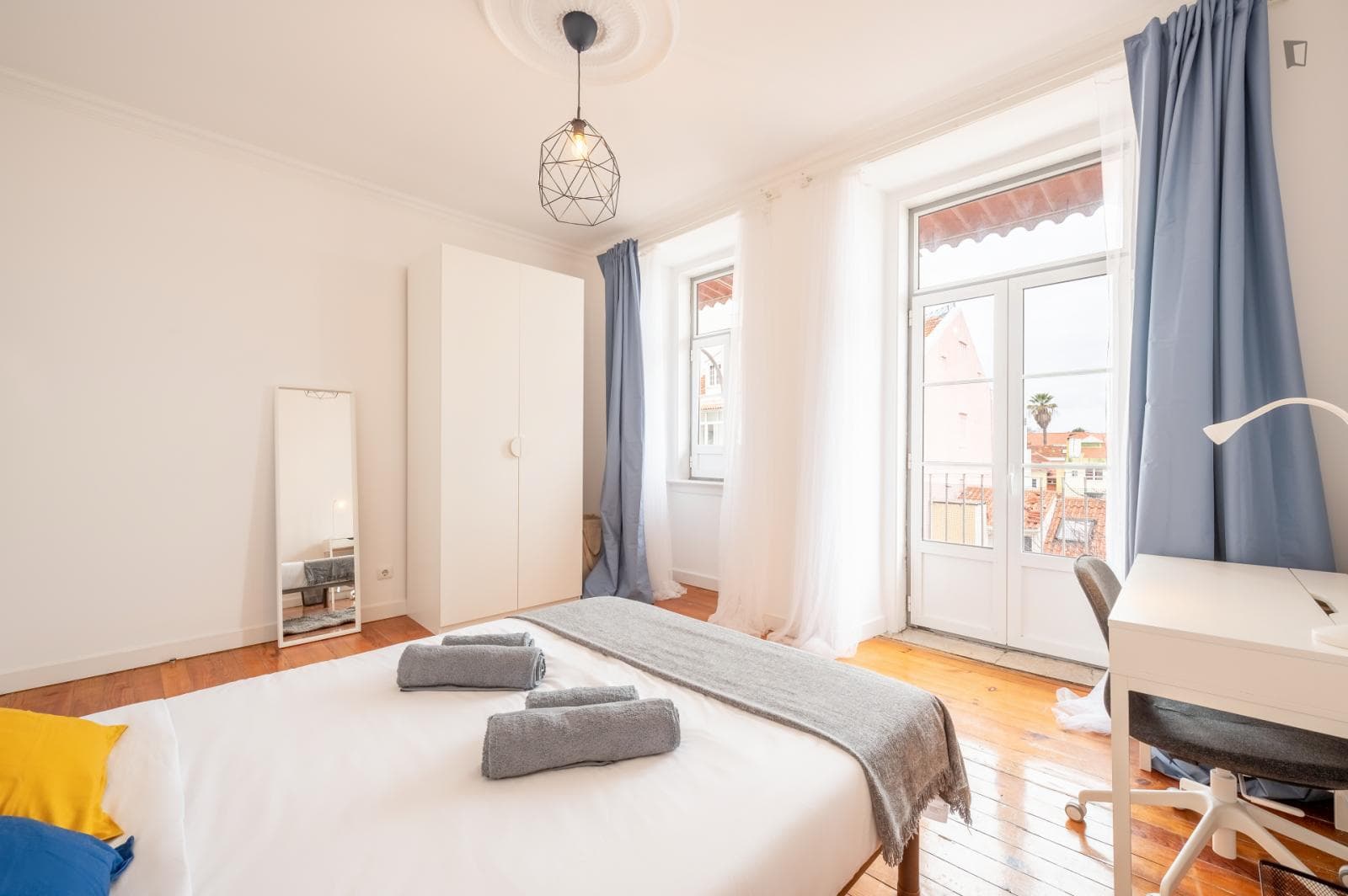 Property photo thumbnail