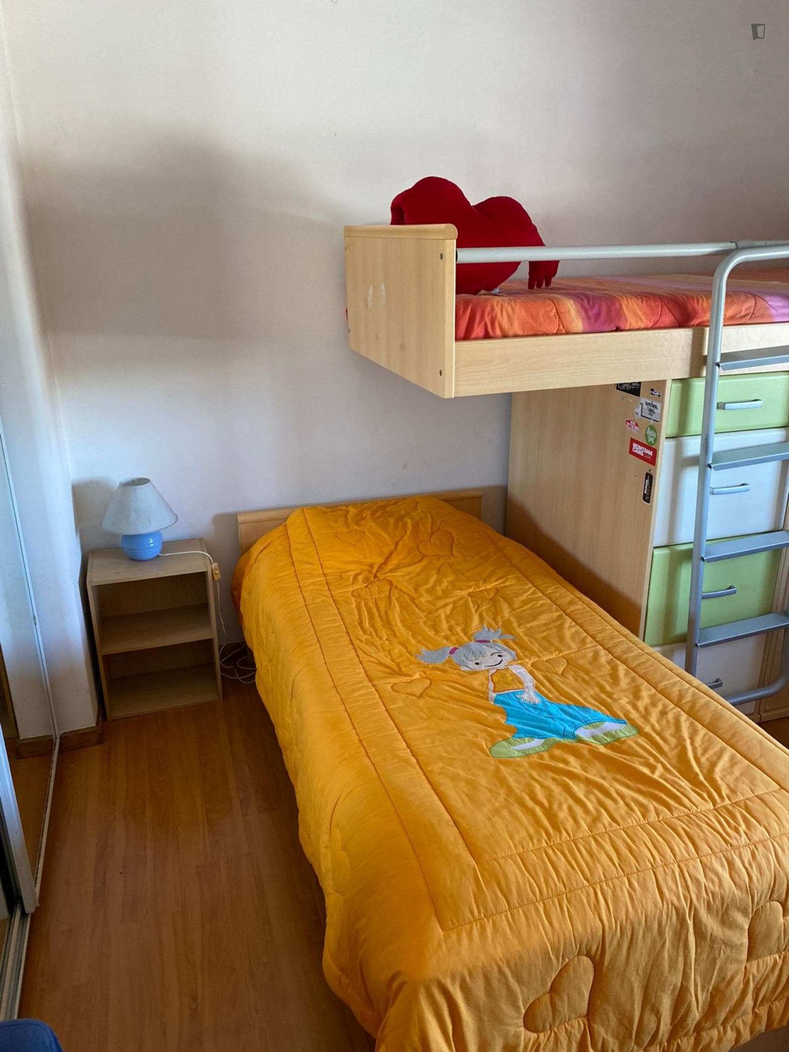 Lovely twin bedroom next to Mira Sintra - Meleças train station photo 1