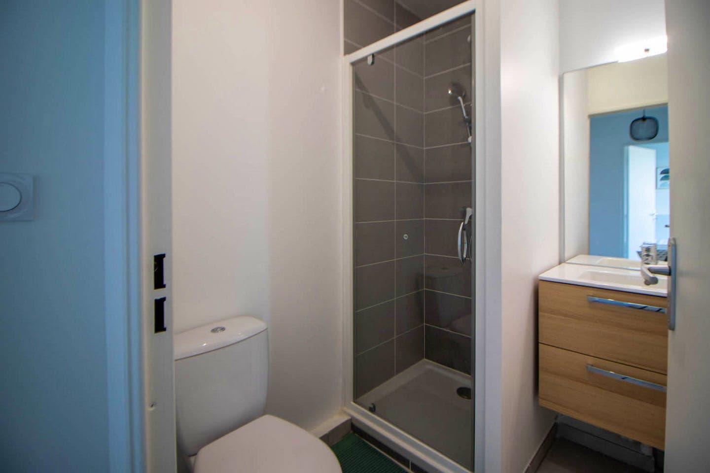 Majestic 136 m² duplex in coliving in Villeurbanne photo 1