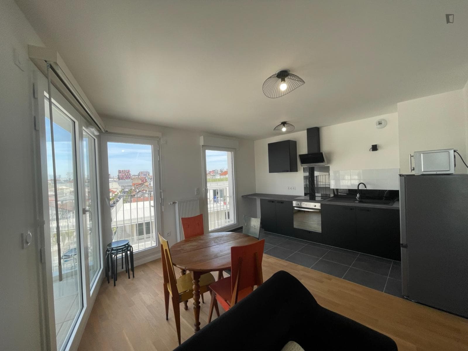 Lovely 3-bedroom apartment with balcony close to Fort d'Aubervilliers metro station photo 1