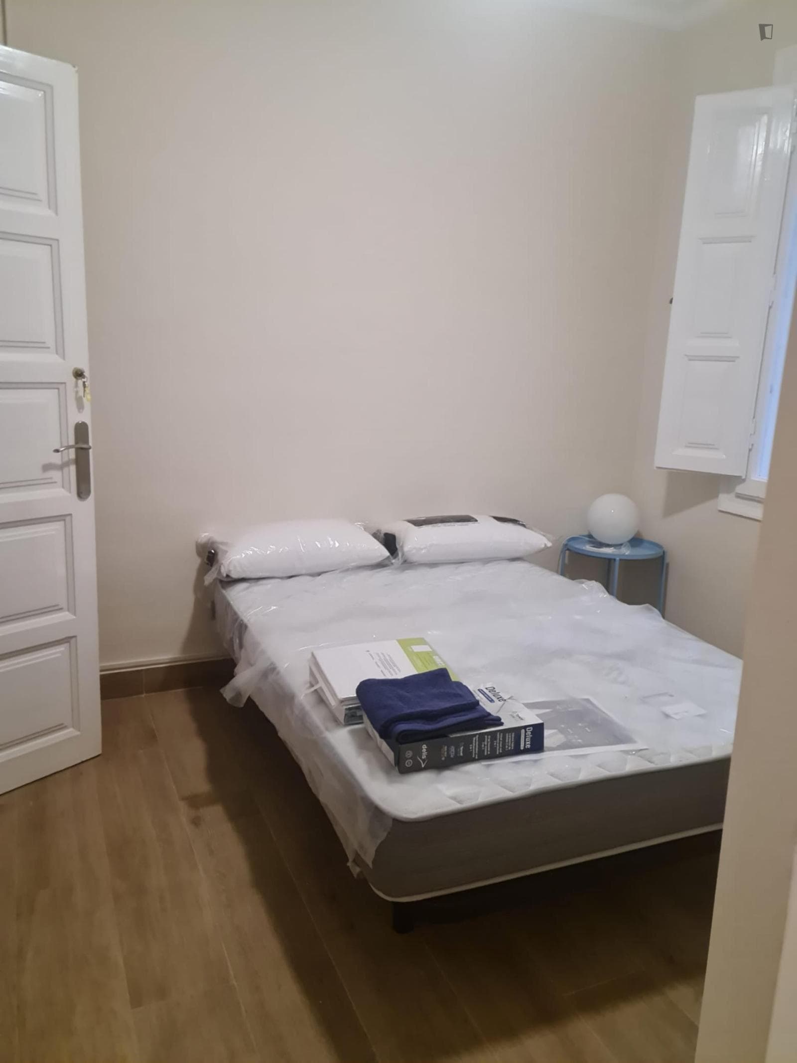 Cosy double bedroom close to Plaza de los sitios photo 1